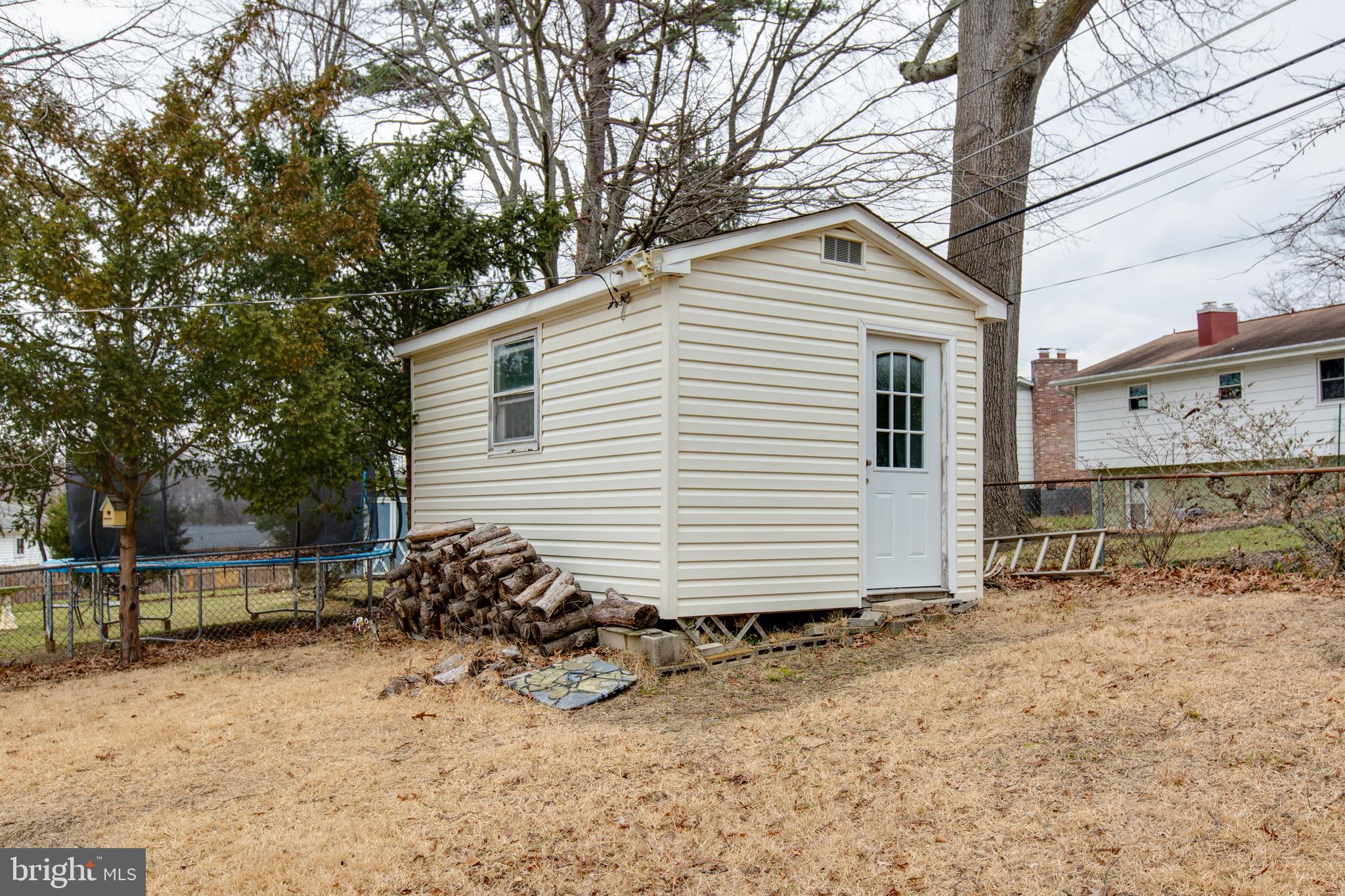 MAPLE RIDGE - Residential