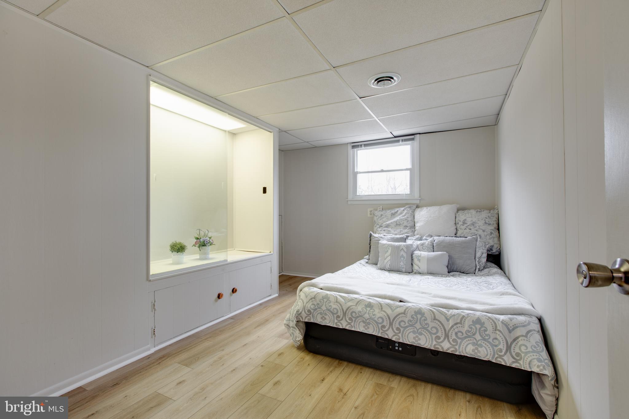 MAPLE RIDGE - Residential