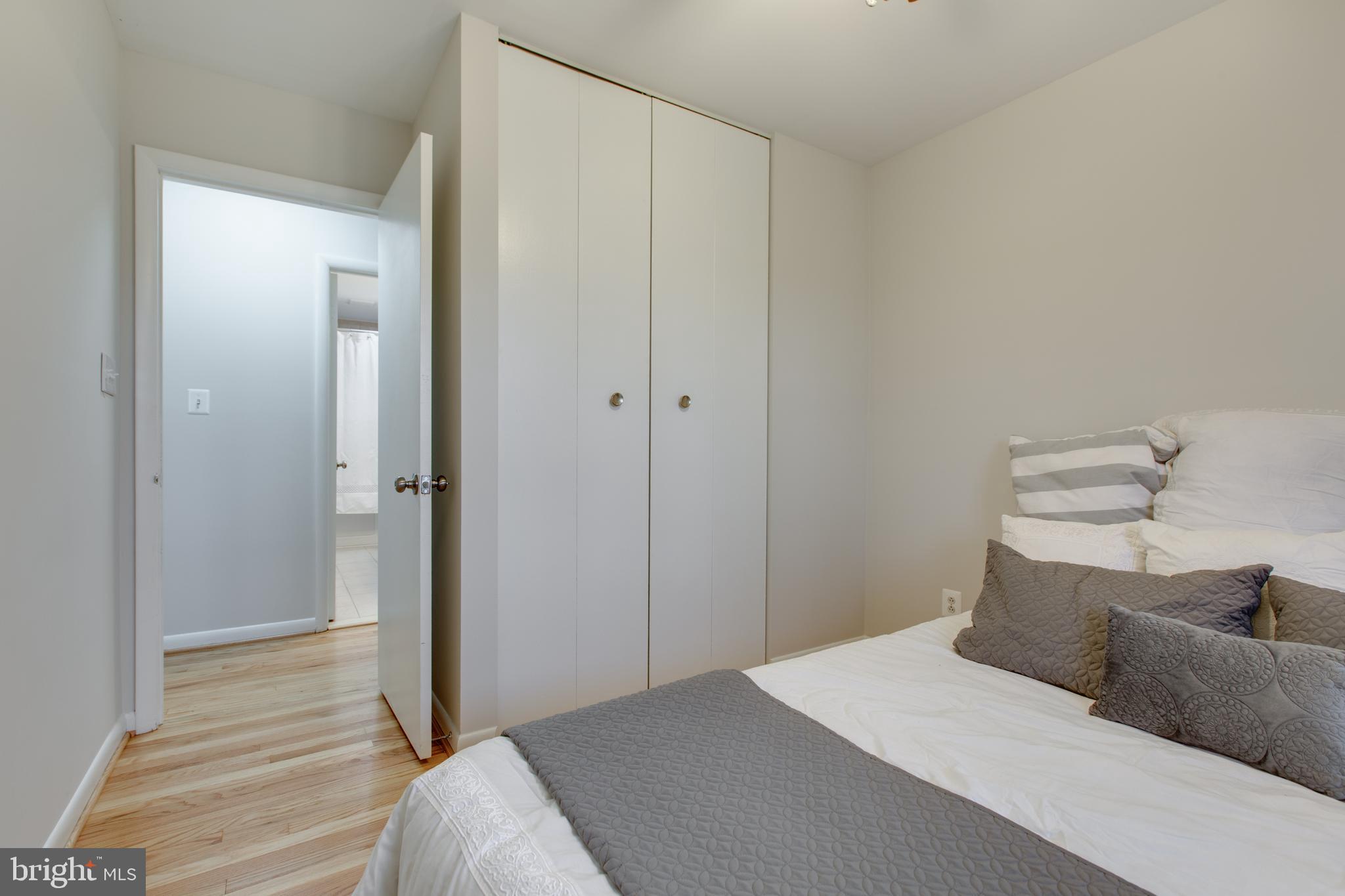 MAPLE RIDGE - Residential