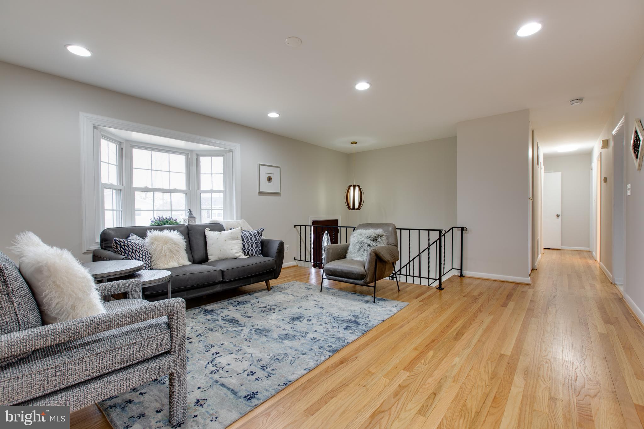 MAPLE RIDGE - Residential