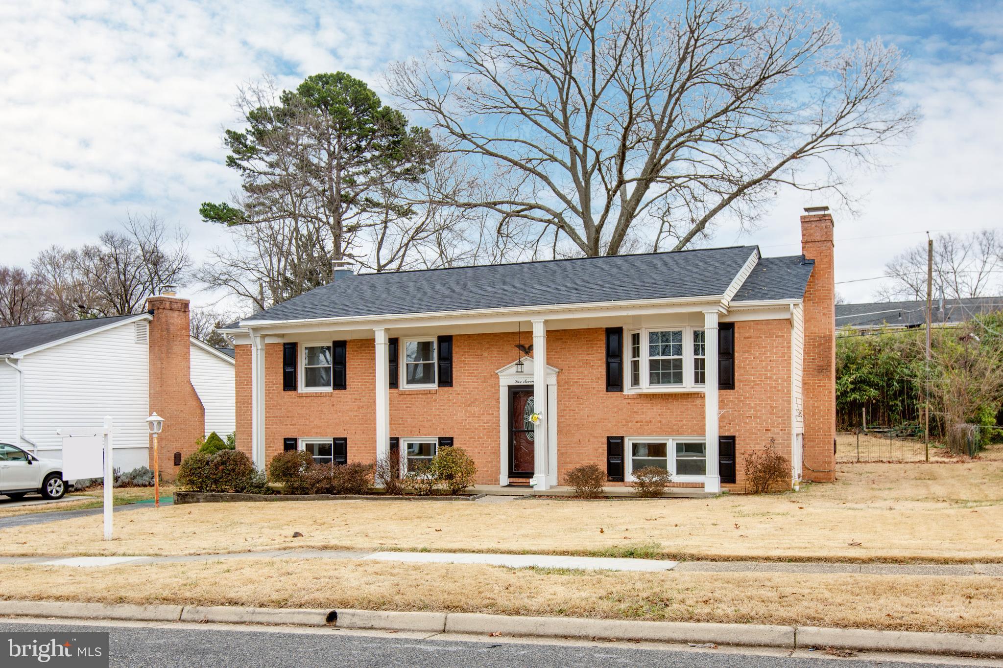 MAPLE RIDGE - Residential