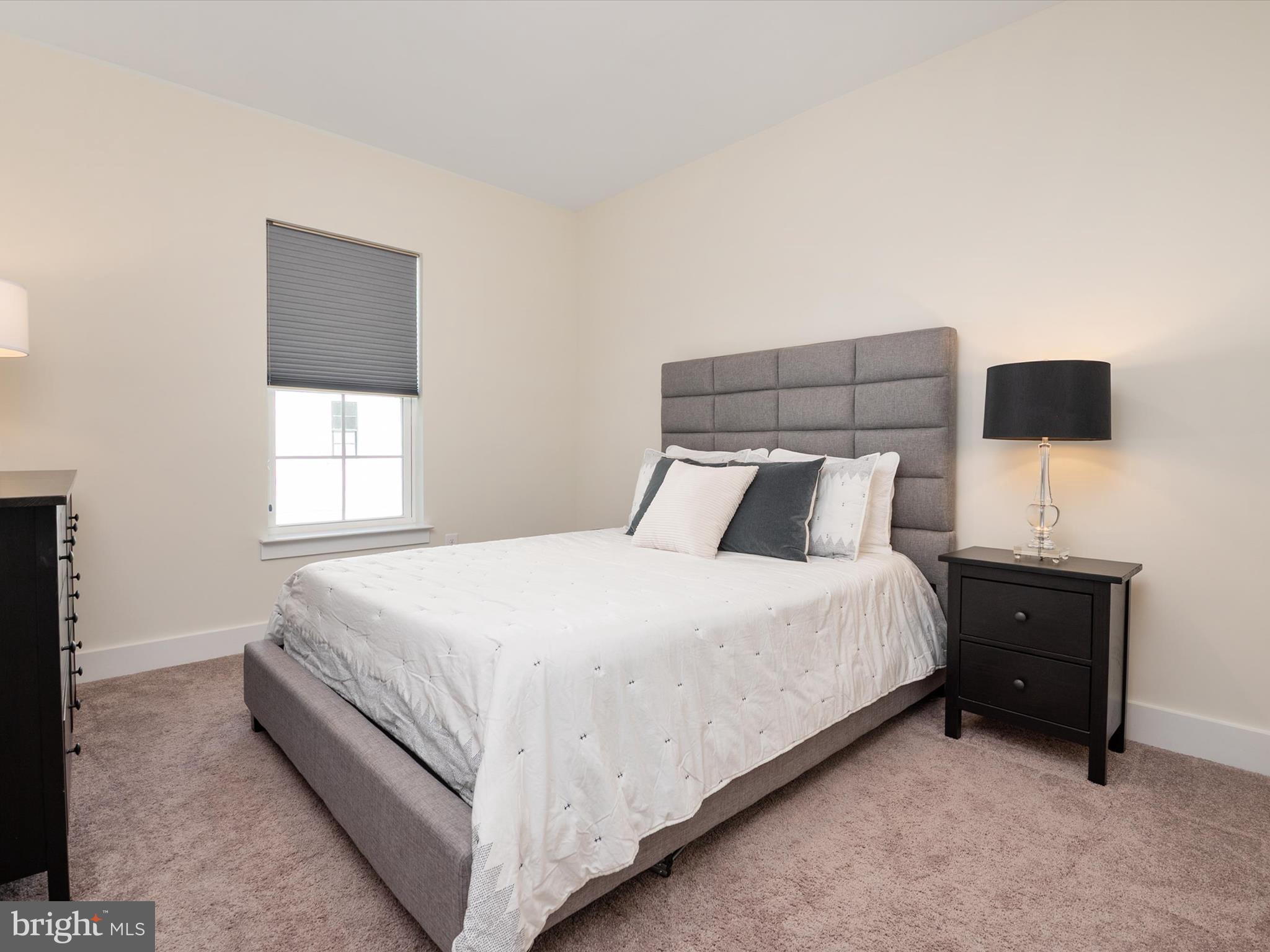 PRIMROSE HILL - Residential