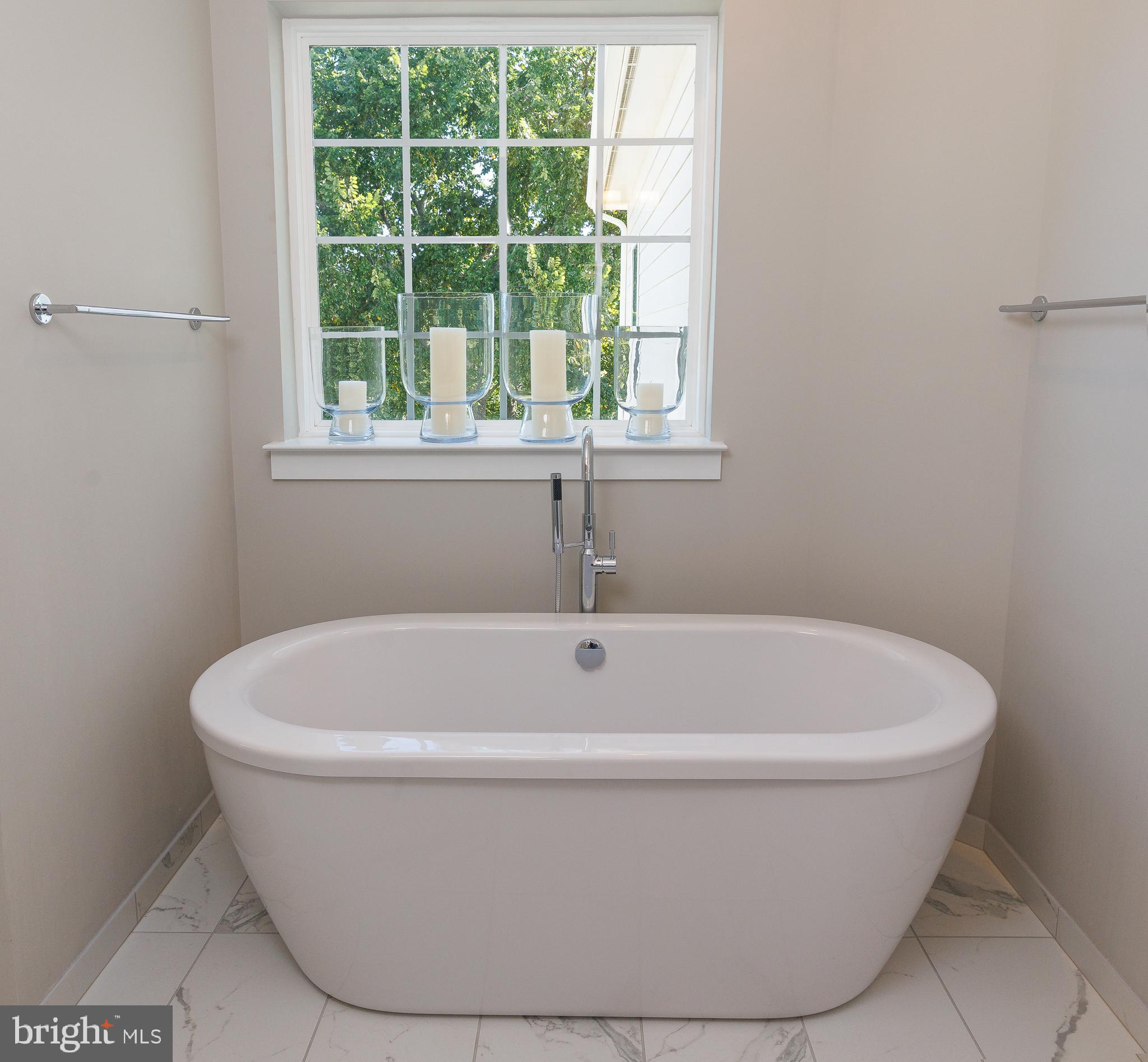 PRIMROSE HILL - Residential