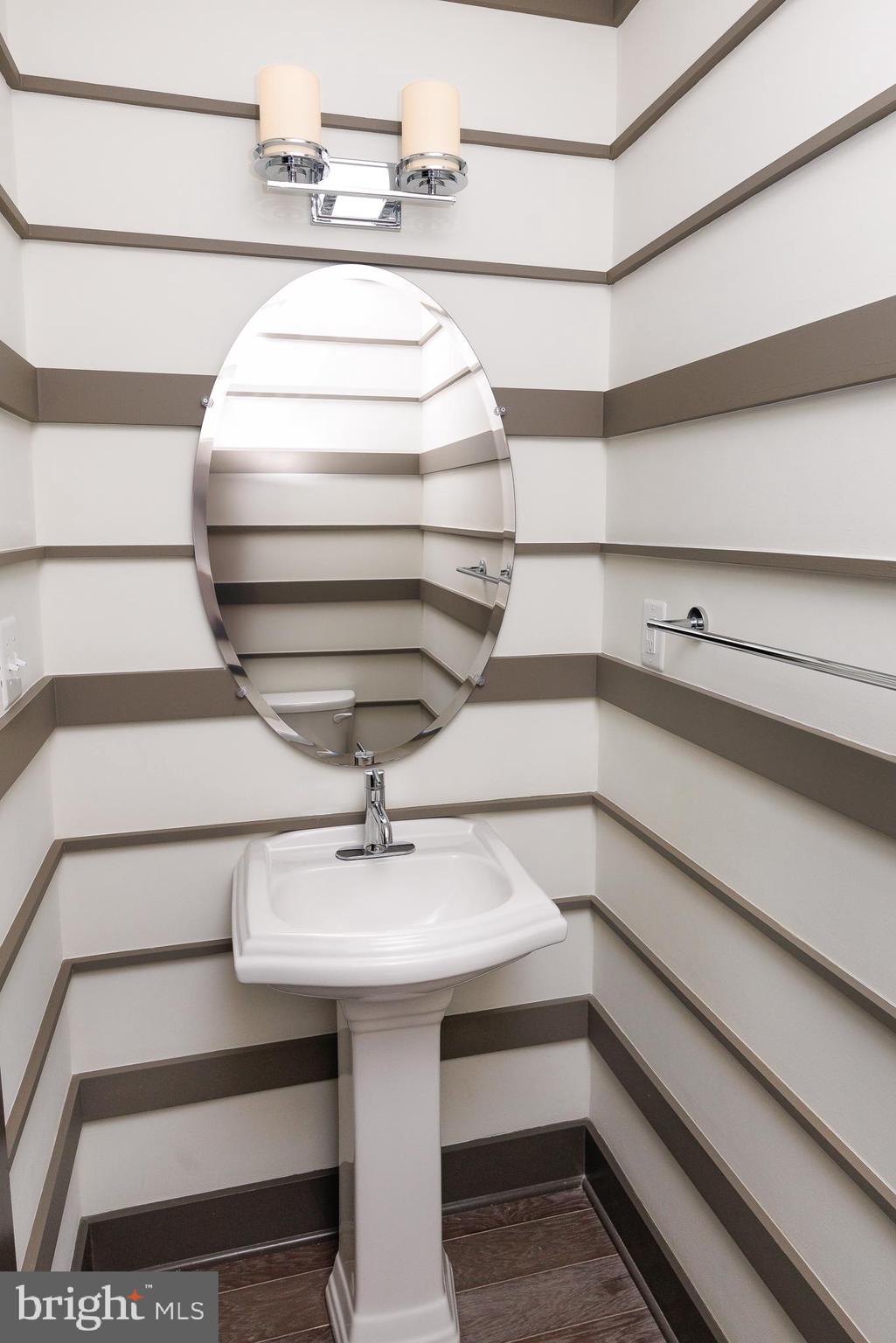 PRIMROSE HILL - Residential