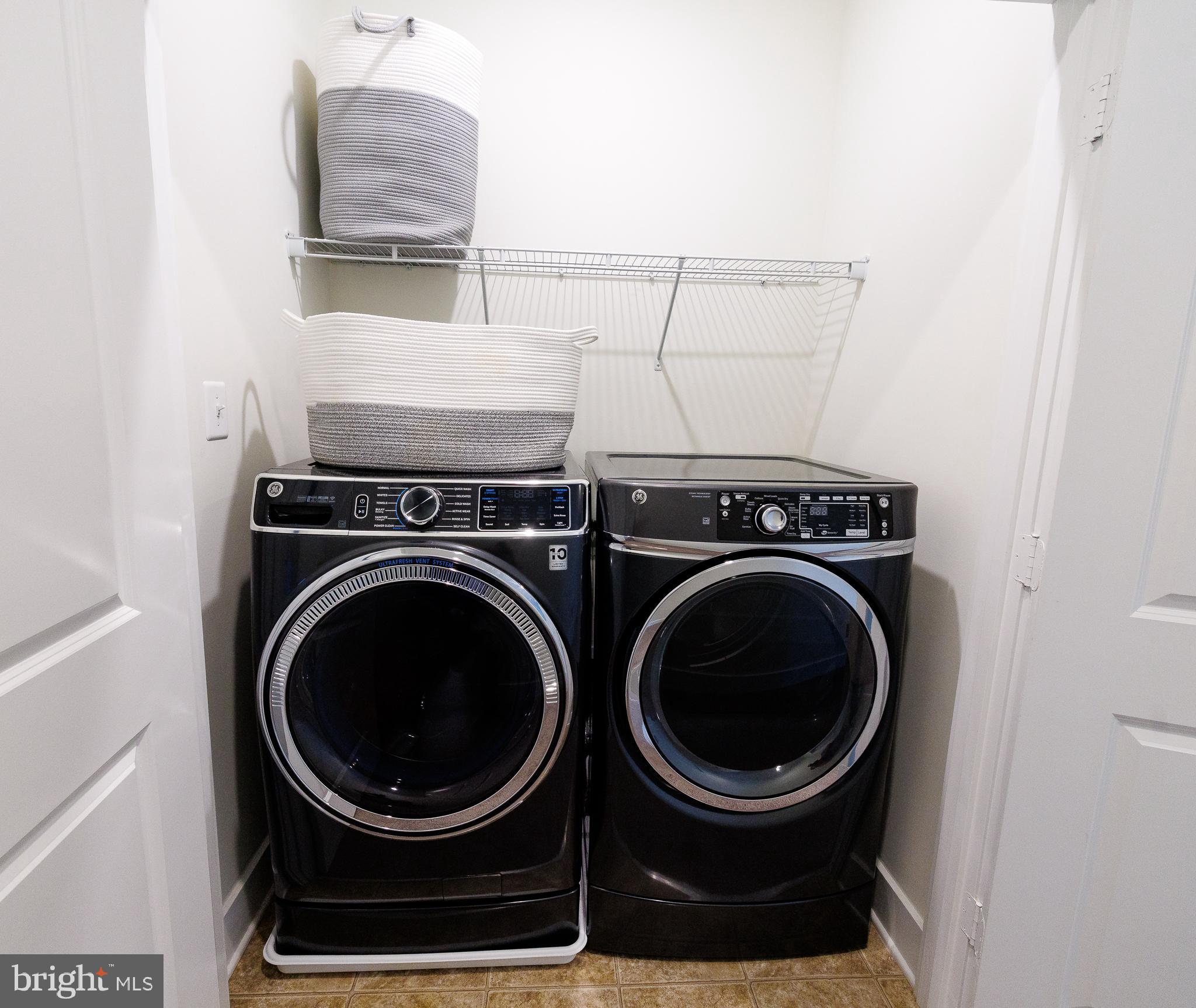 PRIMROSE HILL - Residential