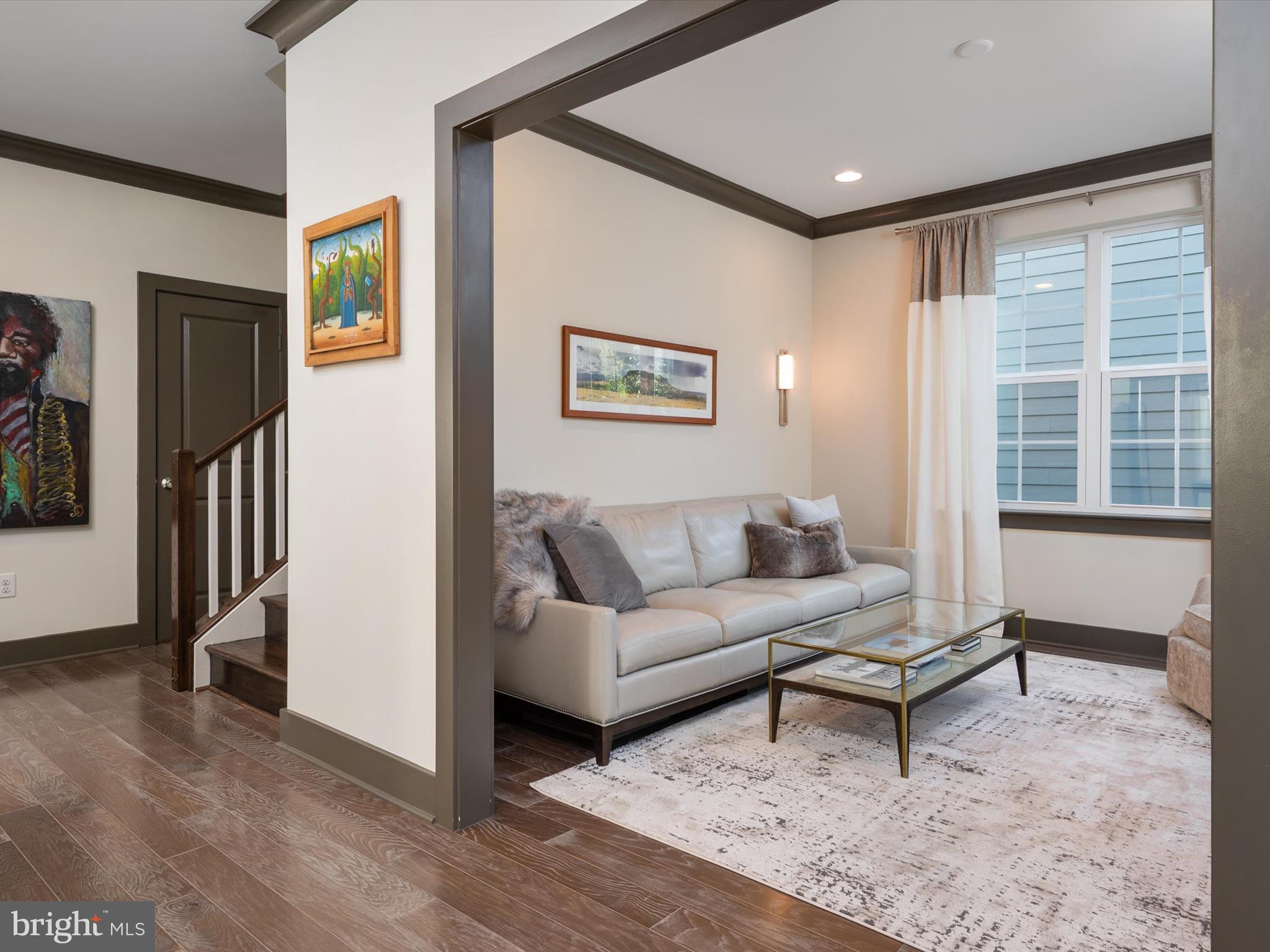 PRIMROSE HILL - Residential