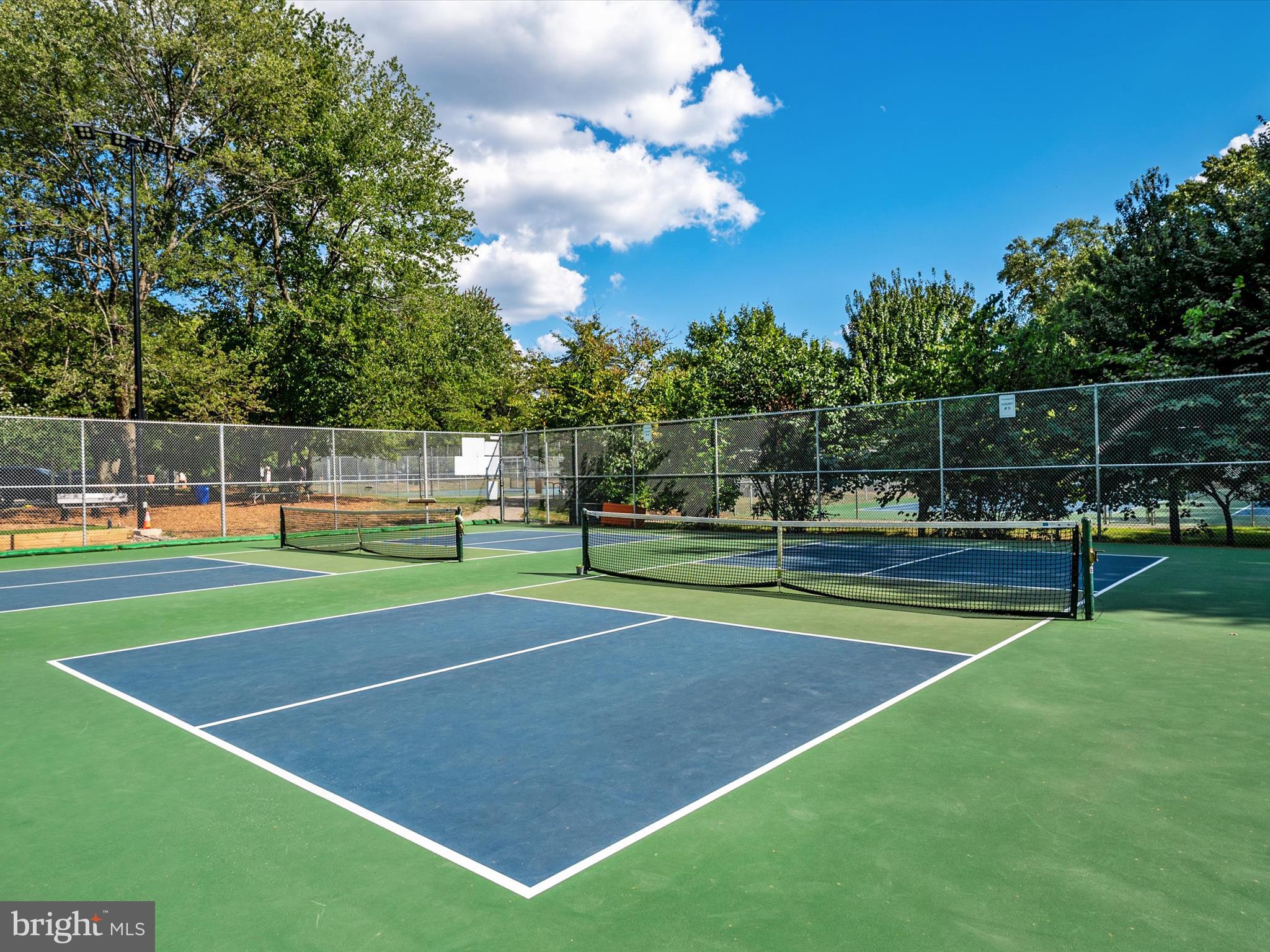 PRIMROSE HILL - Residential