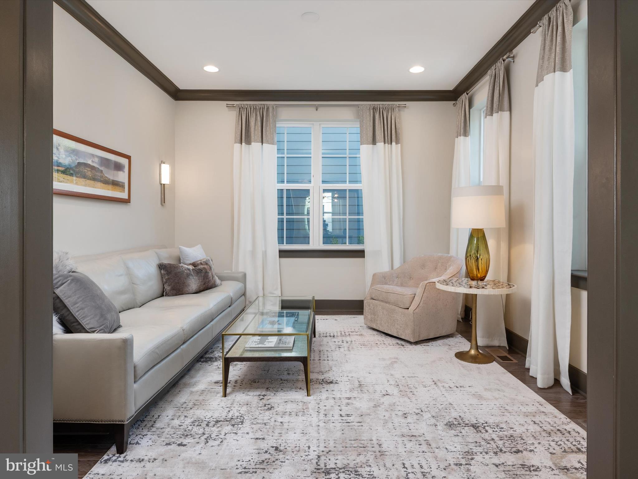 PRIMROSE HILL - Residential