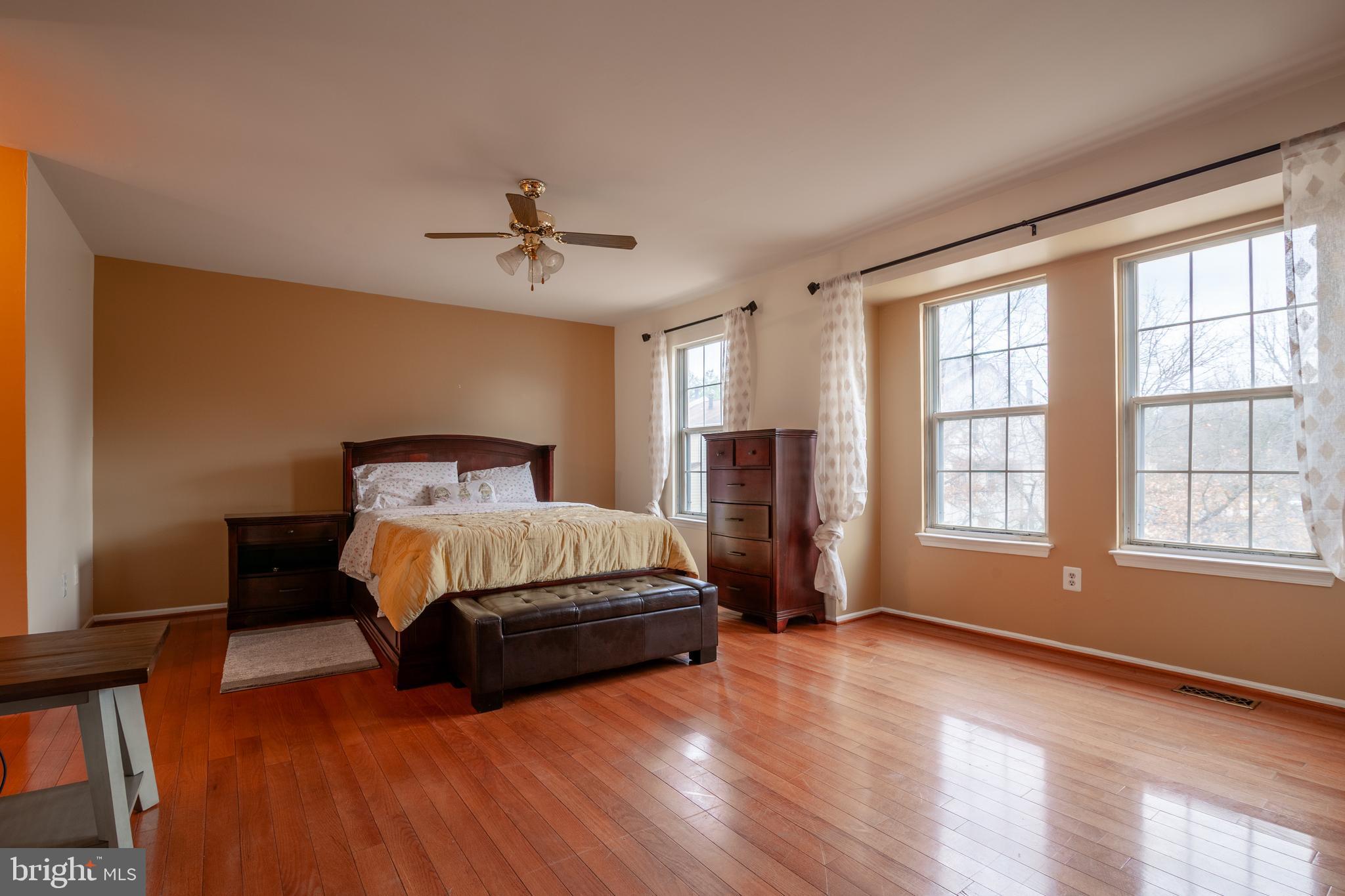 TOWNES OF GLOUCESTER - Residential Lease