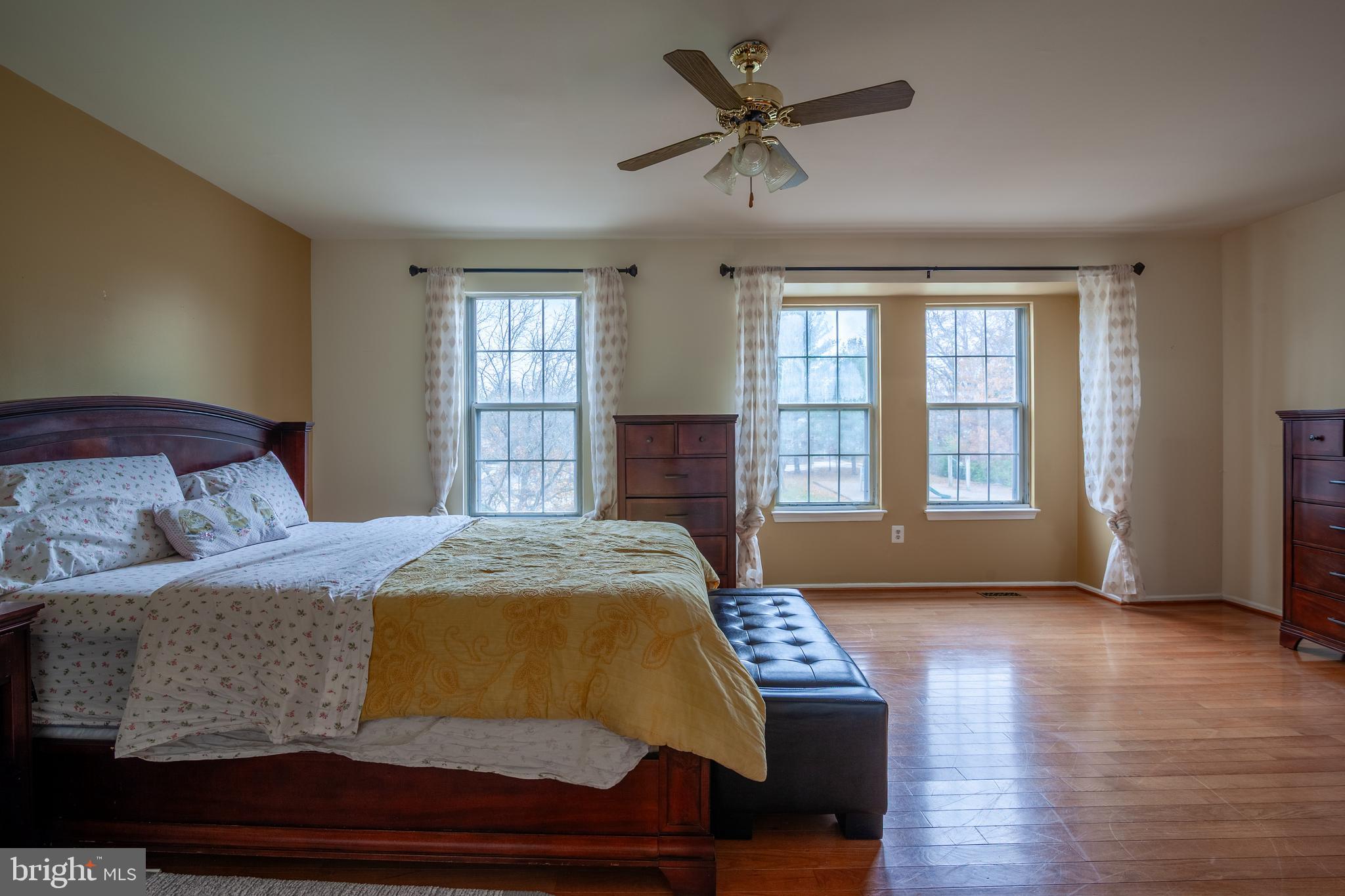 TOWNES OF GLOUCESTER - Residential Lease