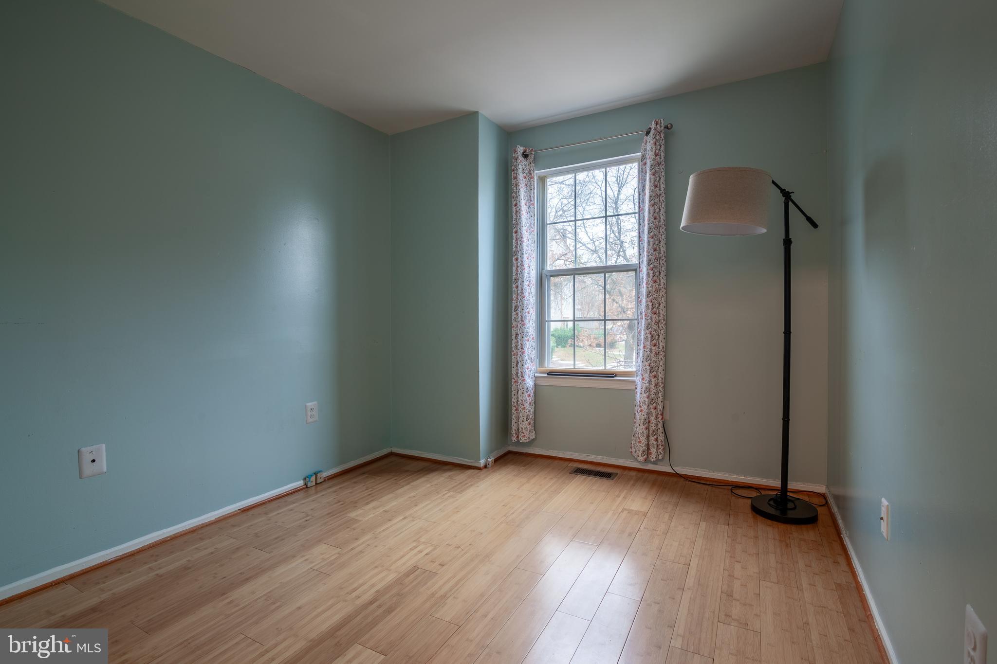 TOWNES OF GLOUCESTER - Residential Lease