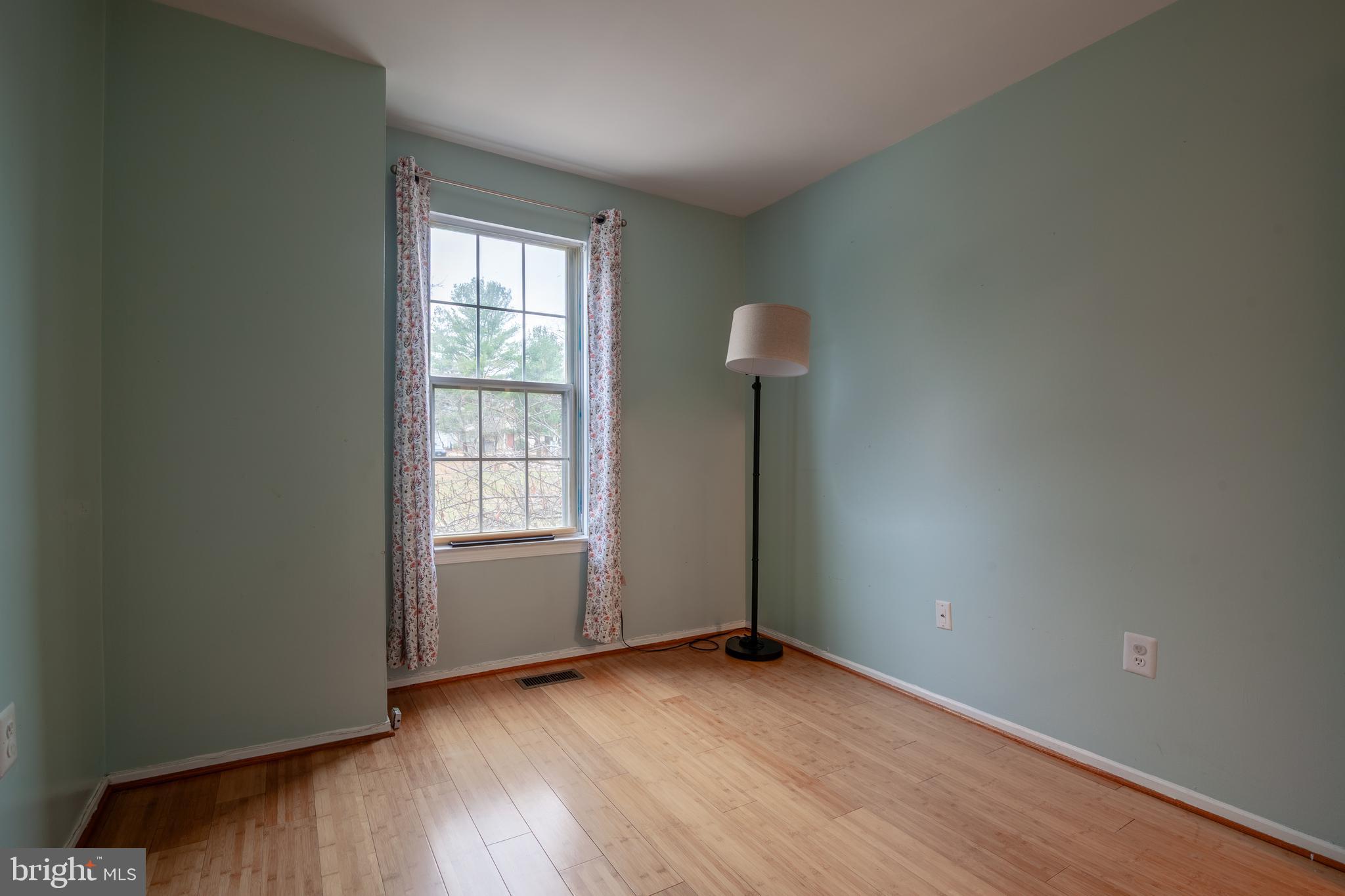 TOWNES OF GLOUCESTER - Residential Lease