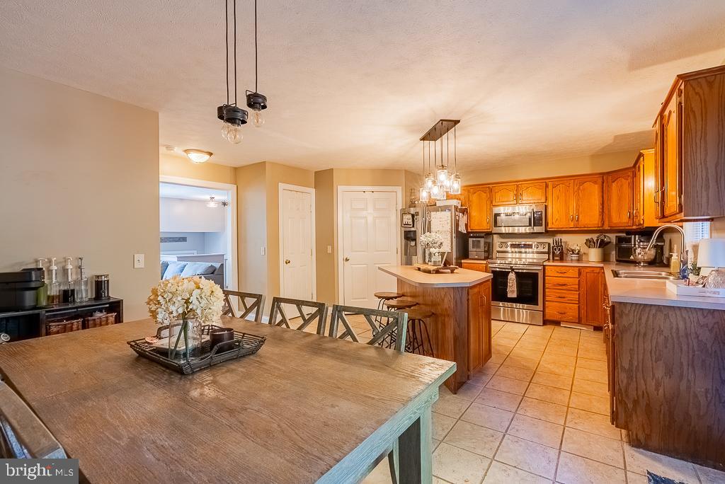 3835 MILL RACE COURT