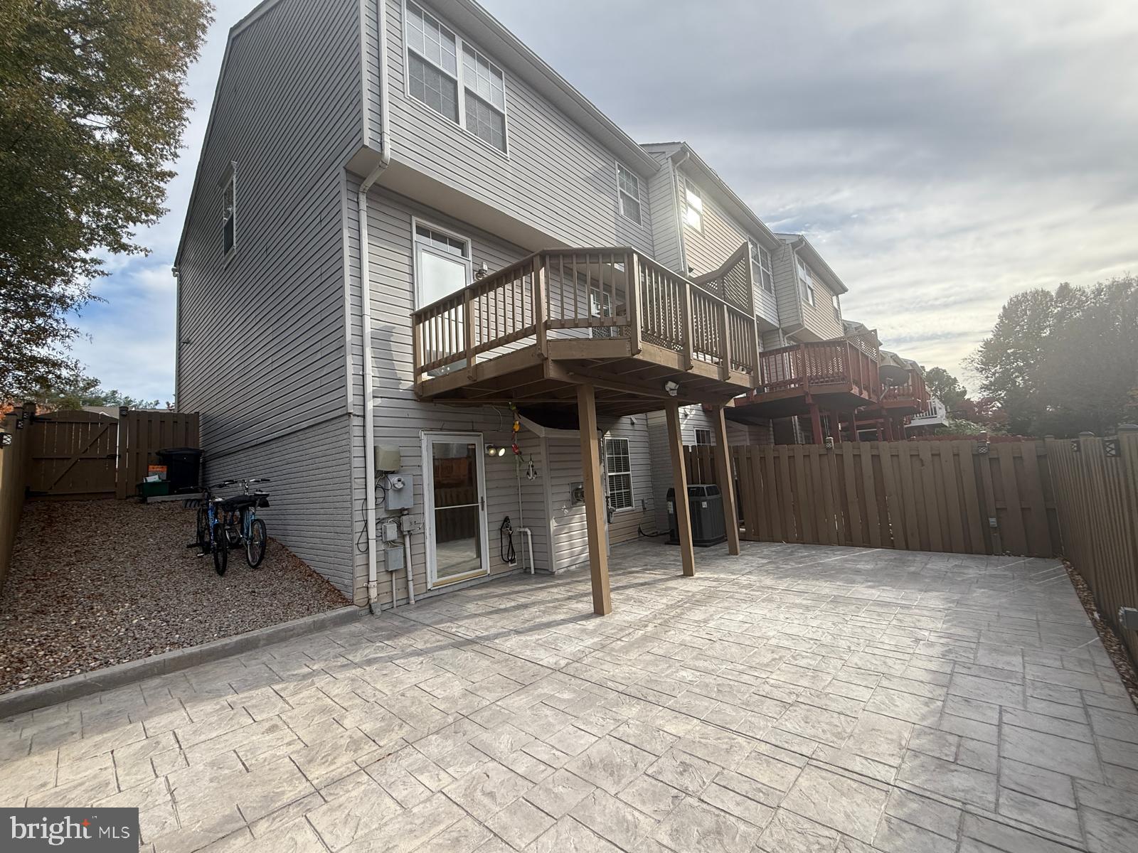 GREAT FALLS CHASE - Residential