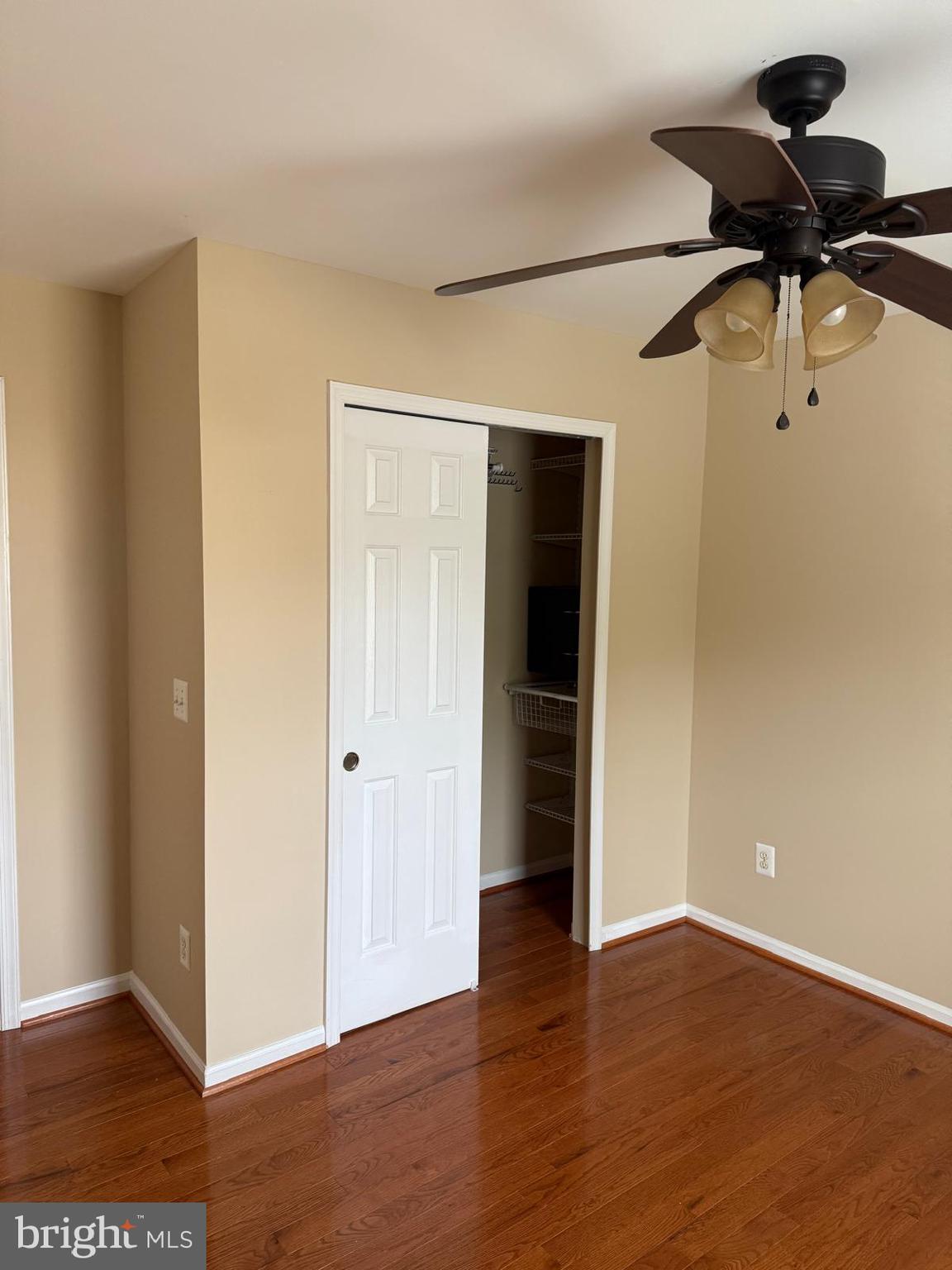 GREAT FALLS CHASE - Residential