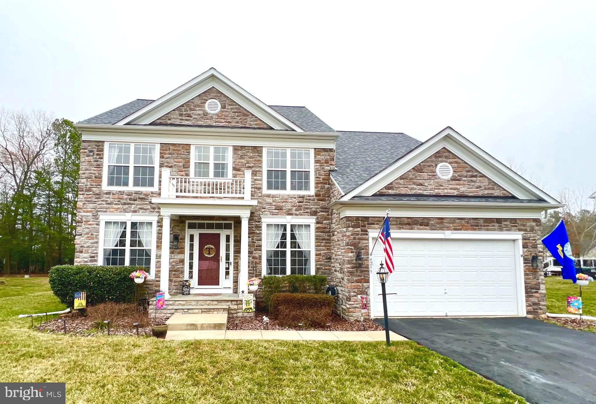 CHATHAM  VILLAGE - Residential