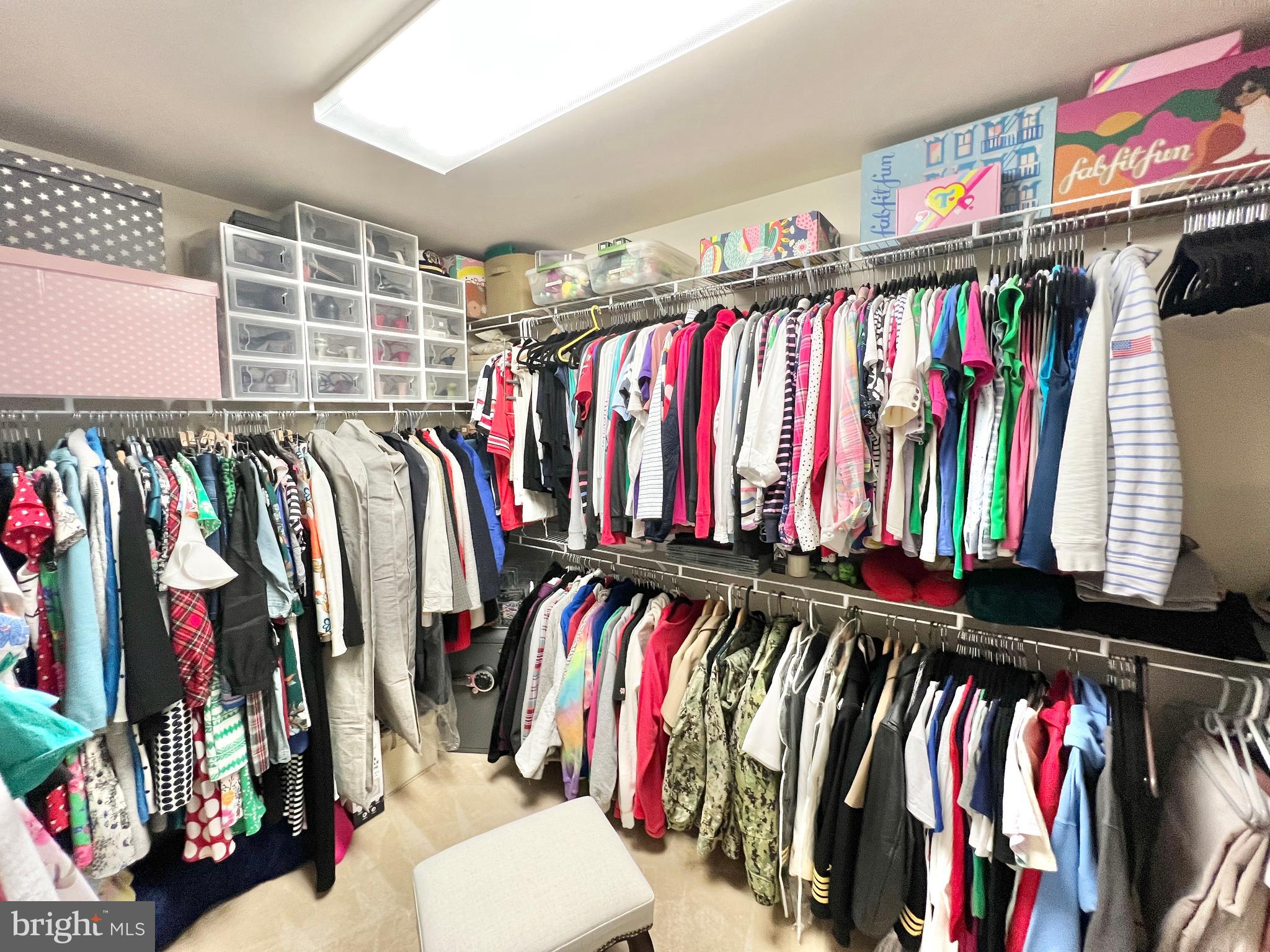 CHATHAM  VILLAGE - Residential