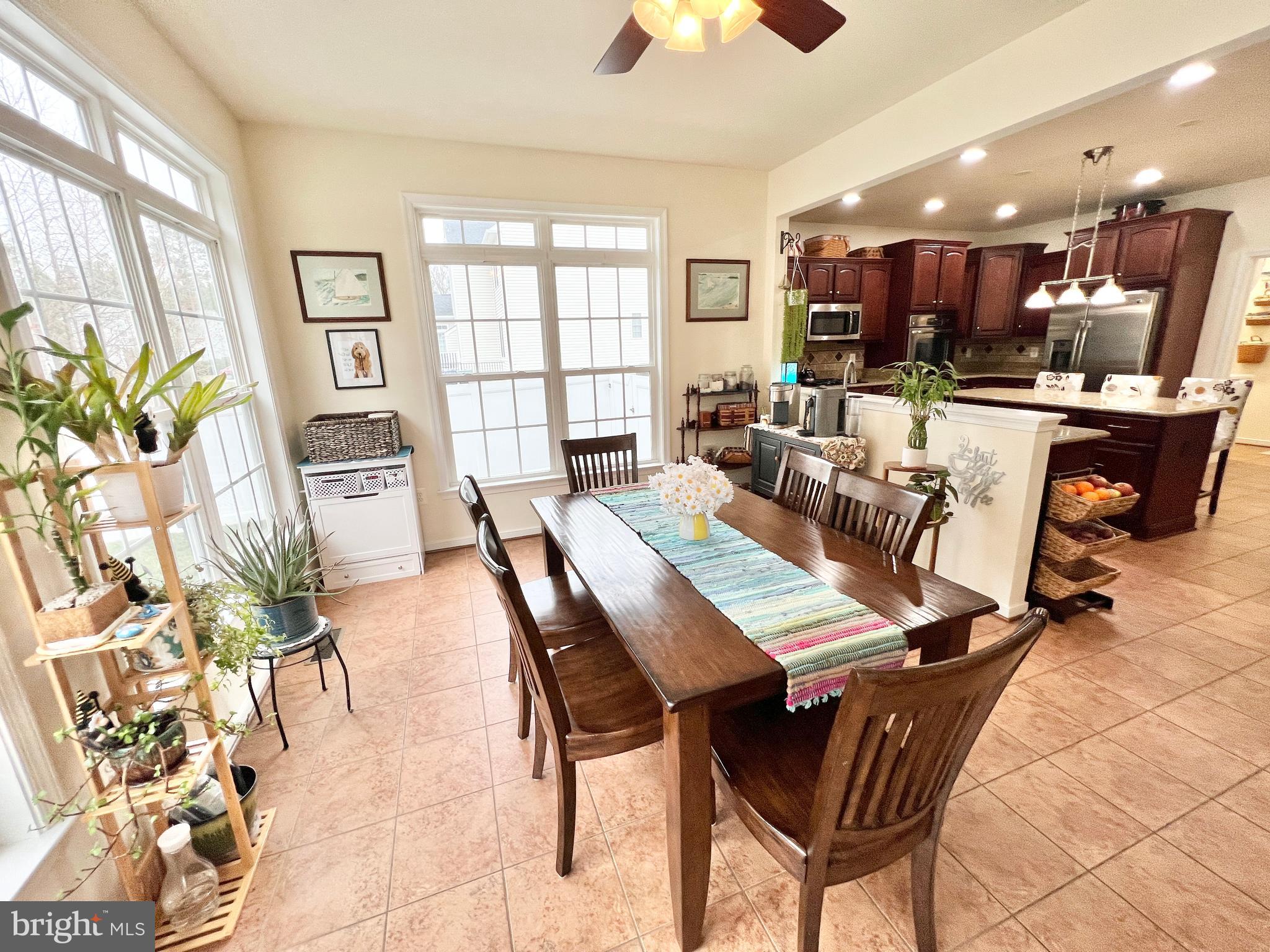 CHATHAM  VILLAGE - Residential