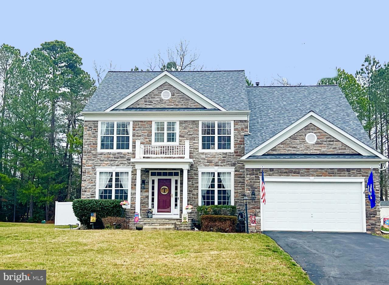 CHATHAM  VILLAGE - Residential