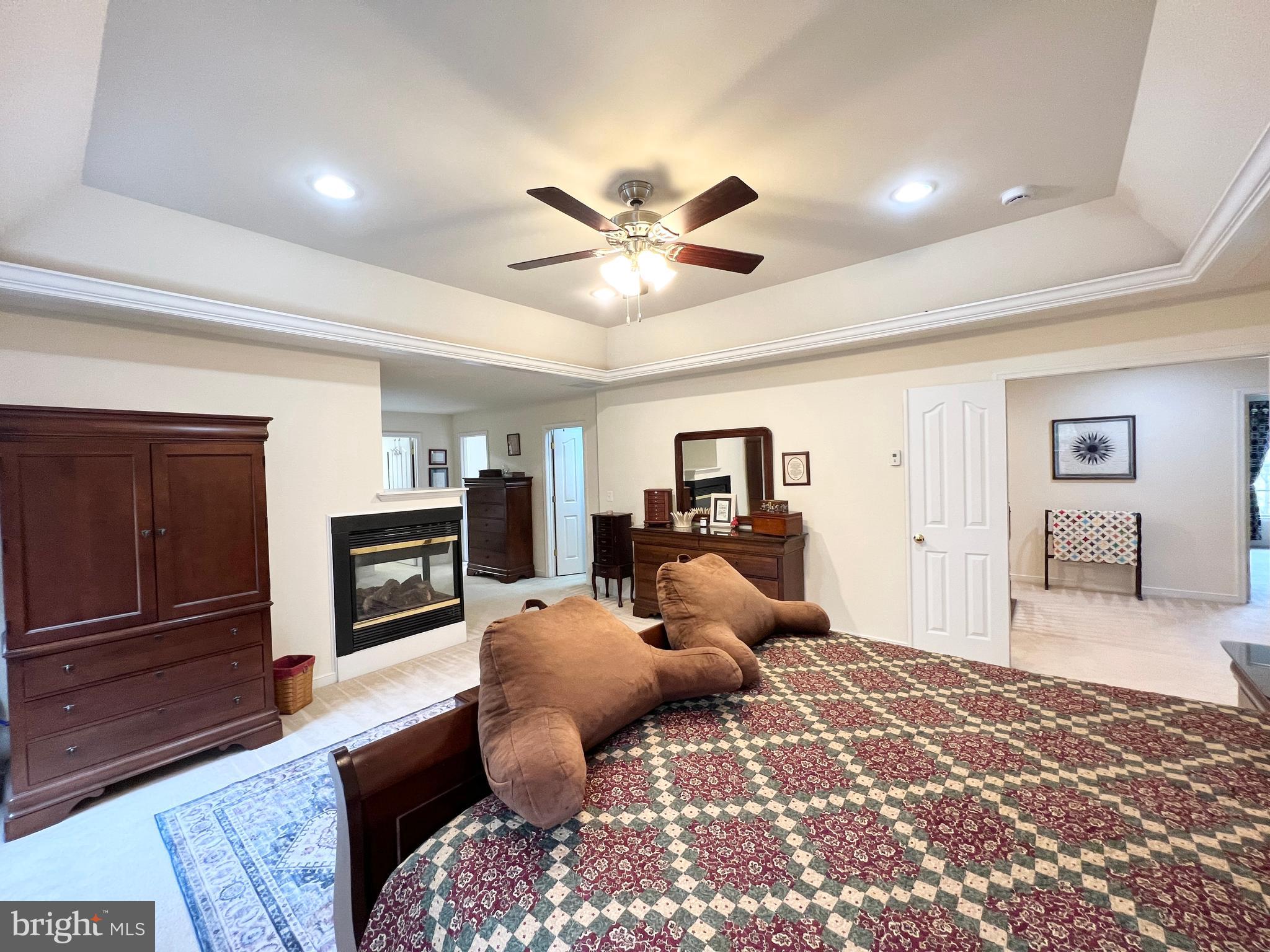 CHATHAM  VILLAGE - Residential