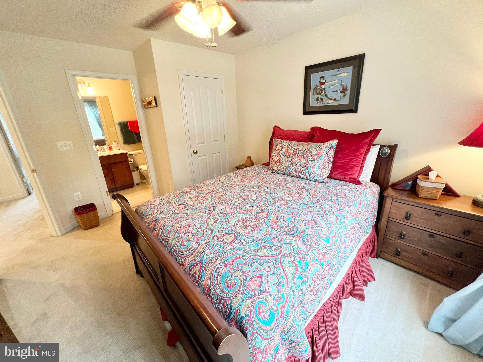 CHATHAM  VILLAGE - Residential