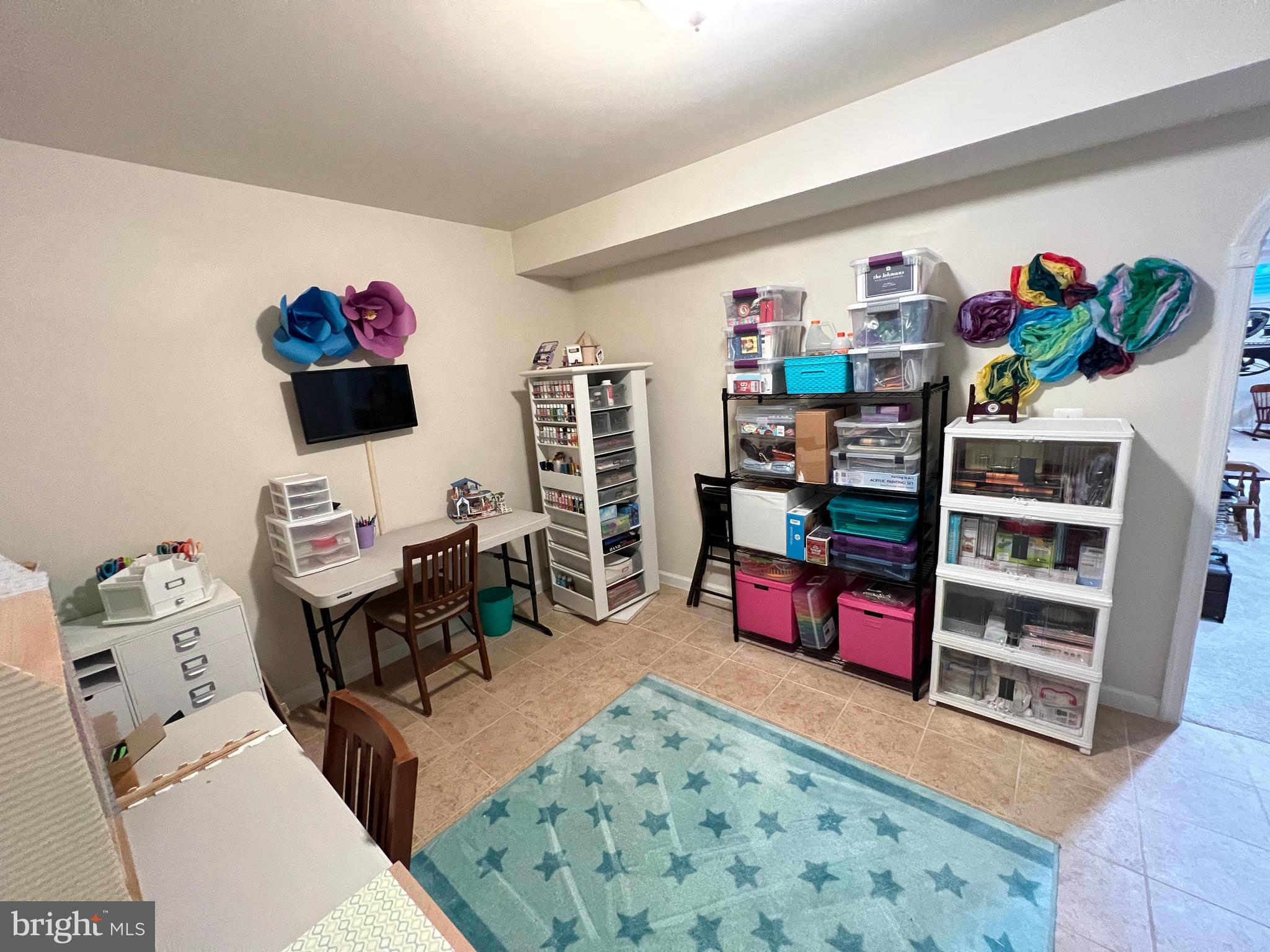 CHATHAM  VILLAGE - Residential