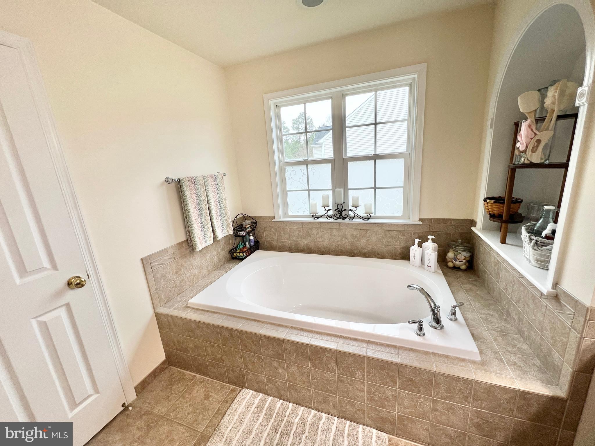 CHATHAM  VILLAGE - Residential