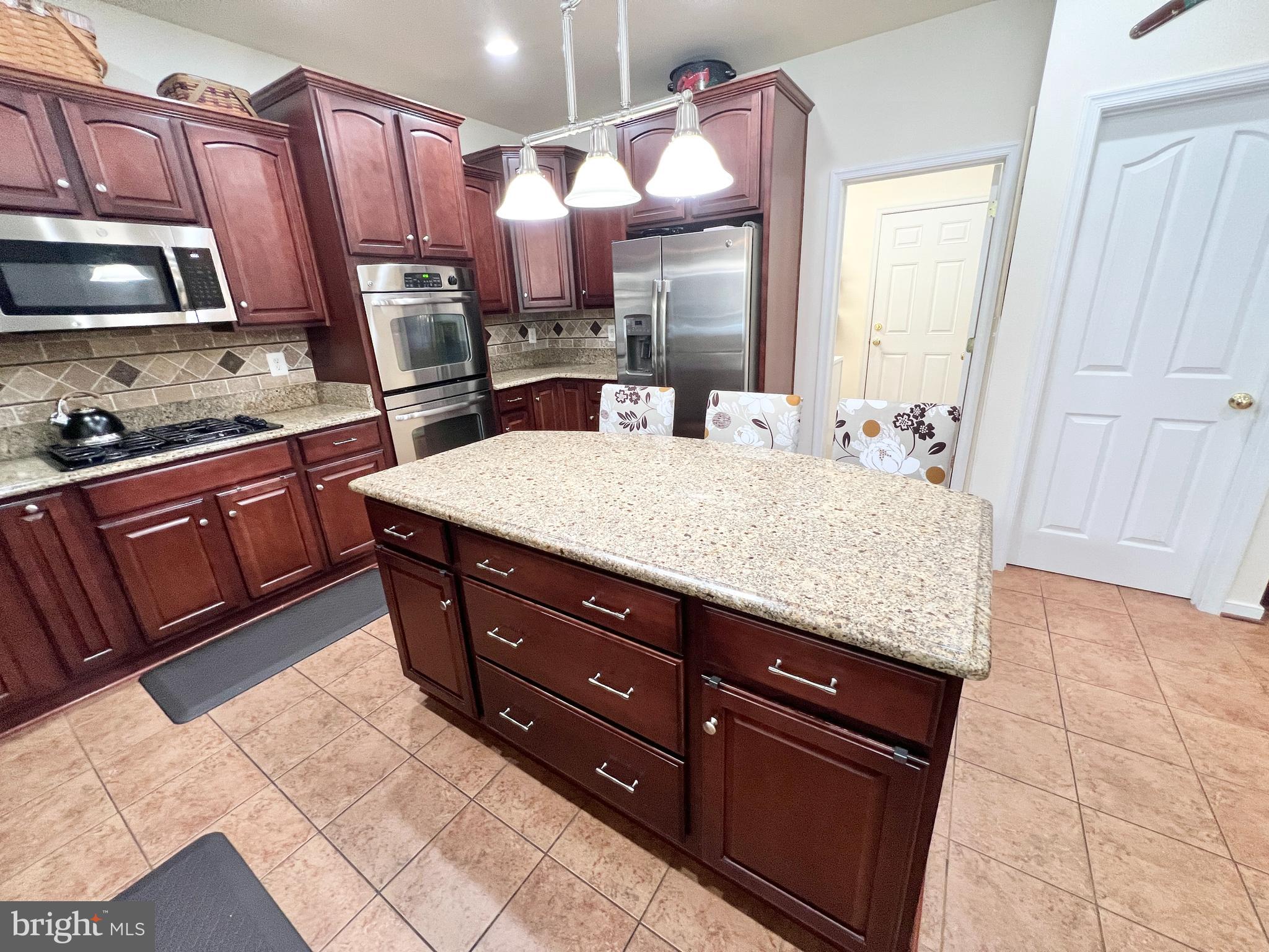 CHATHAM  VILLAGE - Residential