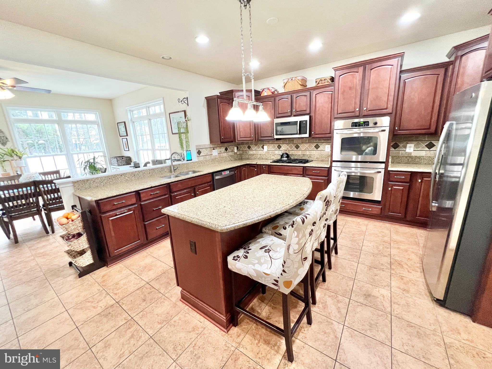 CHATHAM  VILLAGE - Residential