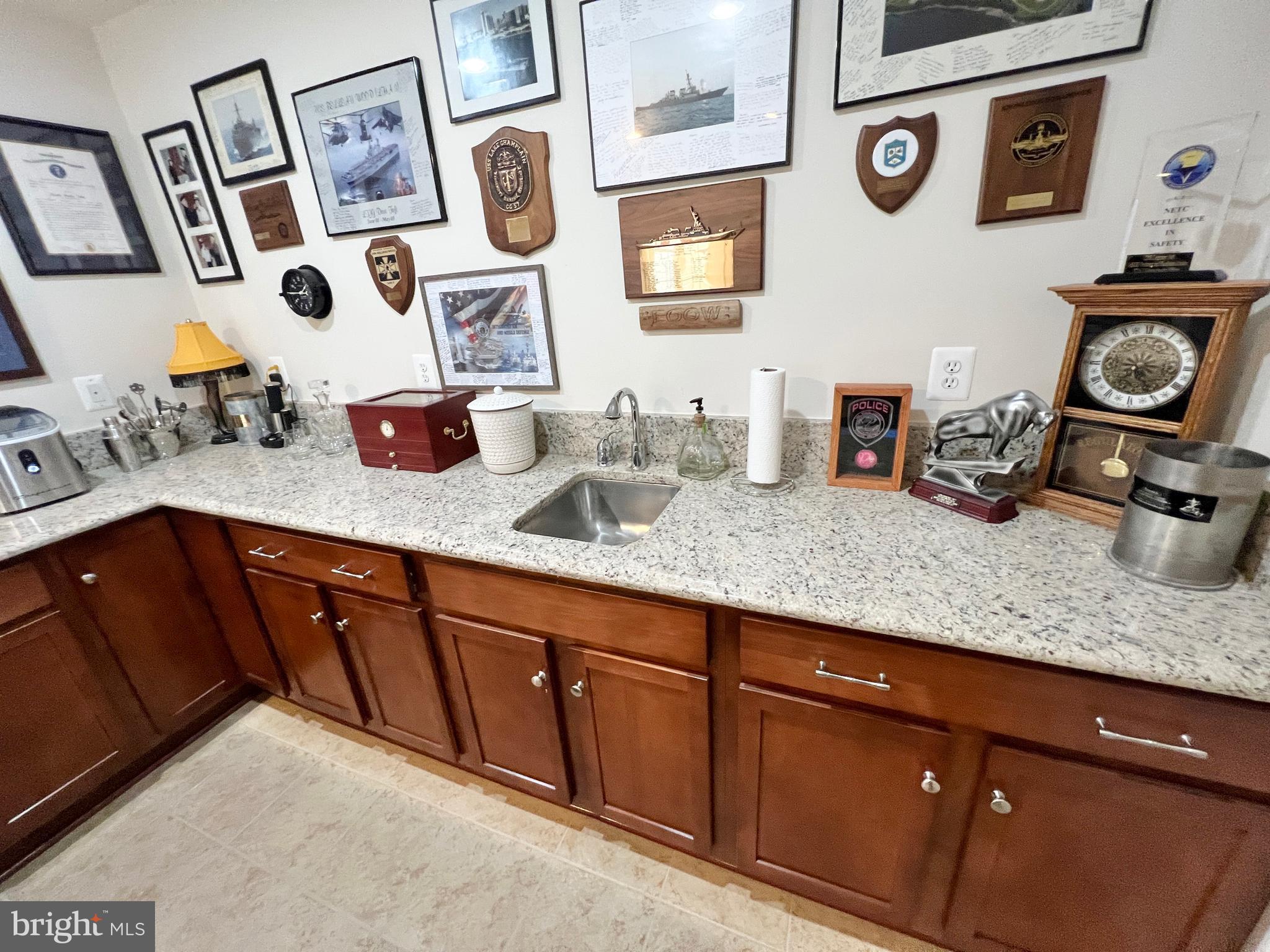 CHATHAM  VILLAGE - Residential