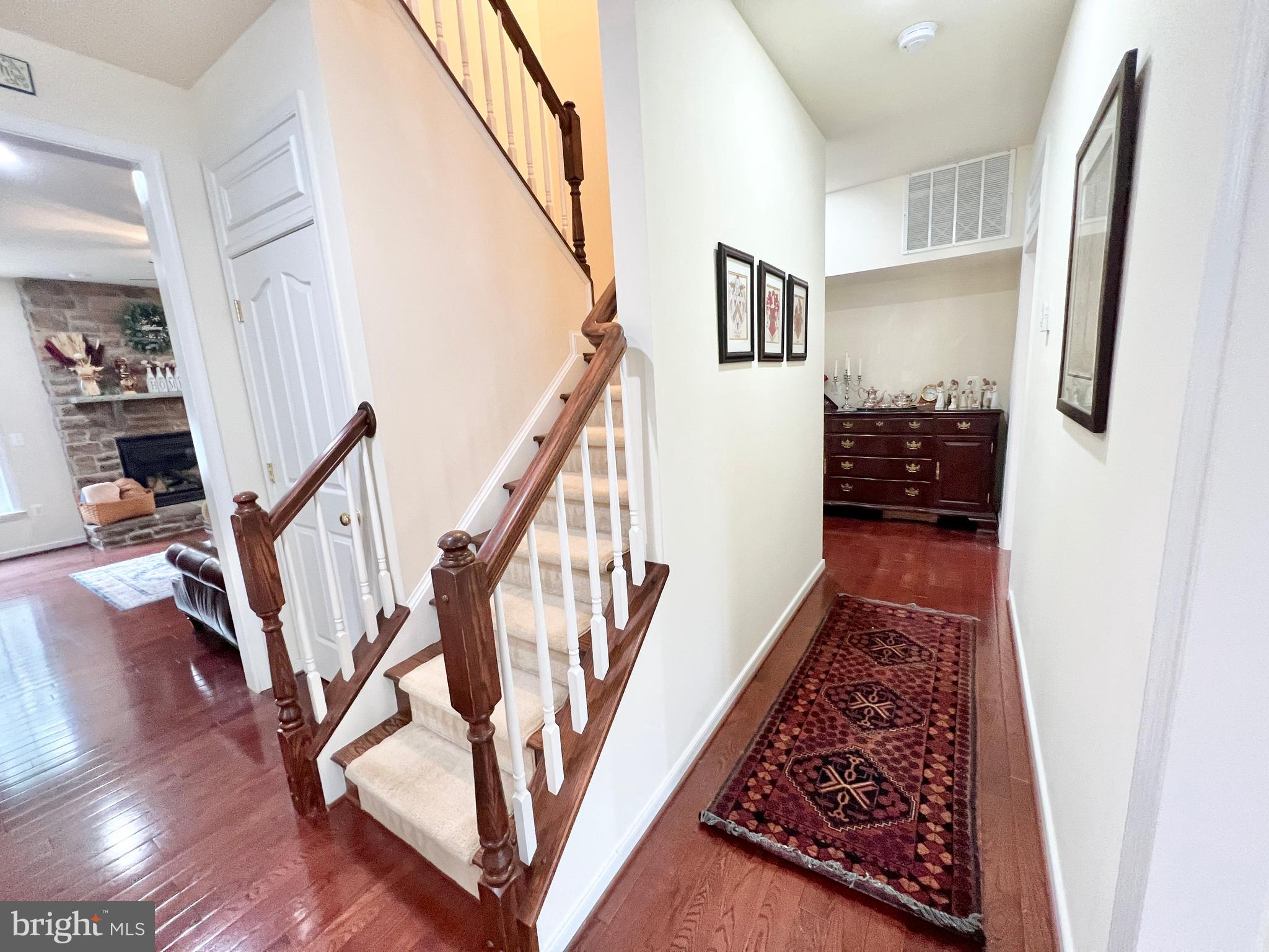 CHATHAM  VILLAGE - Residential