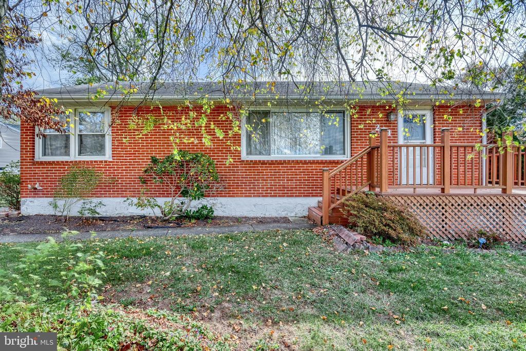 Photo of 231 Denison Drive, DAUPHIN, PA 17018 (MLS # PADA2051118)