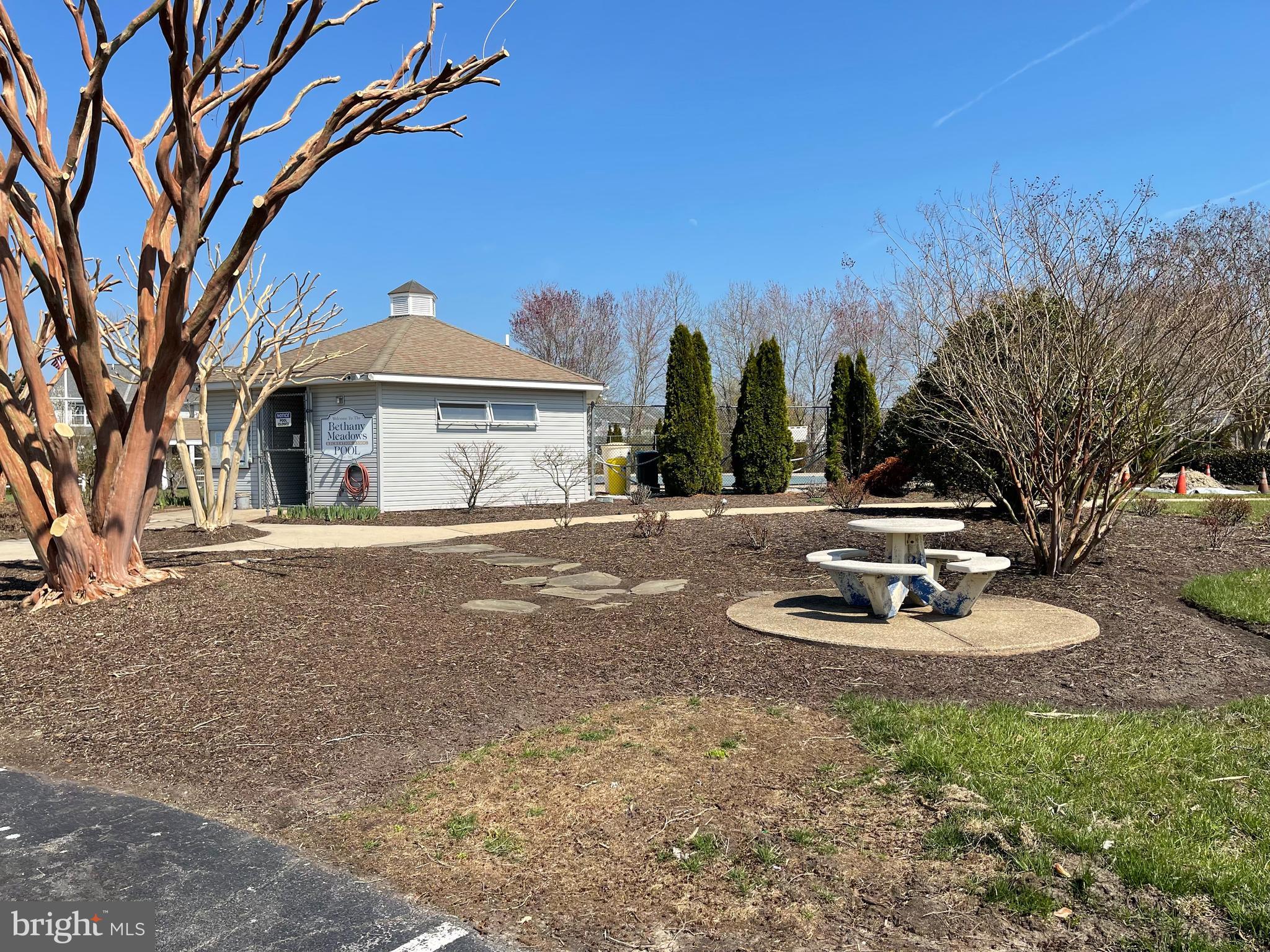 BETHANY MEADOWS - Residential