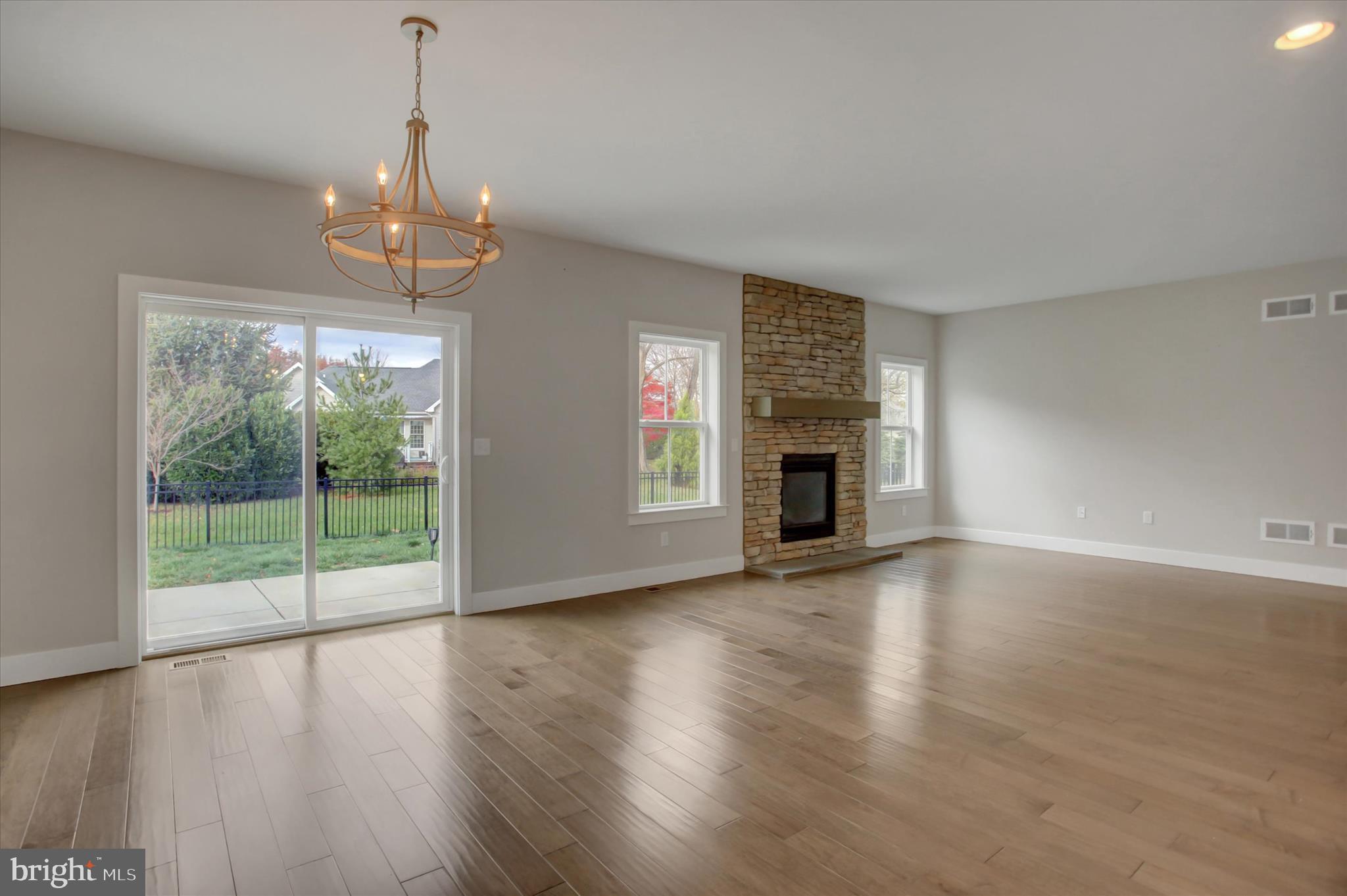 WRIGHT'S LANDING - Residential