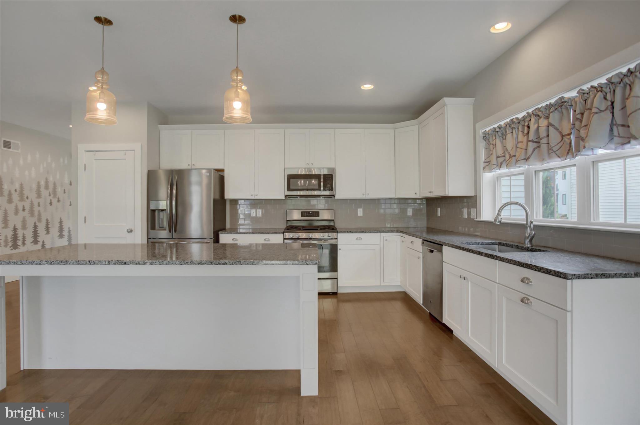 WRIGHT'S LANDING - Residential