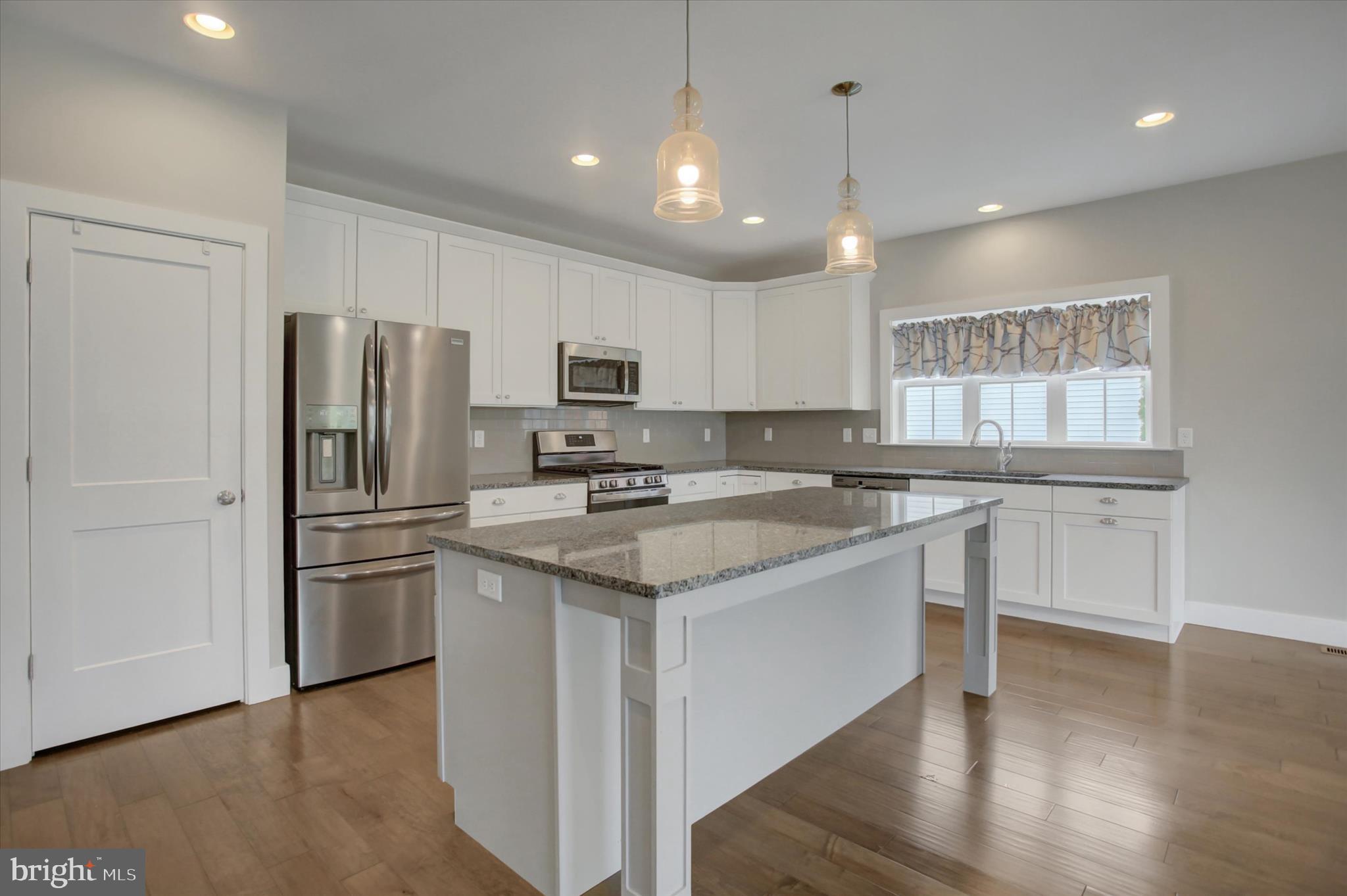 WRIGHT'S LANDING - Residential