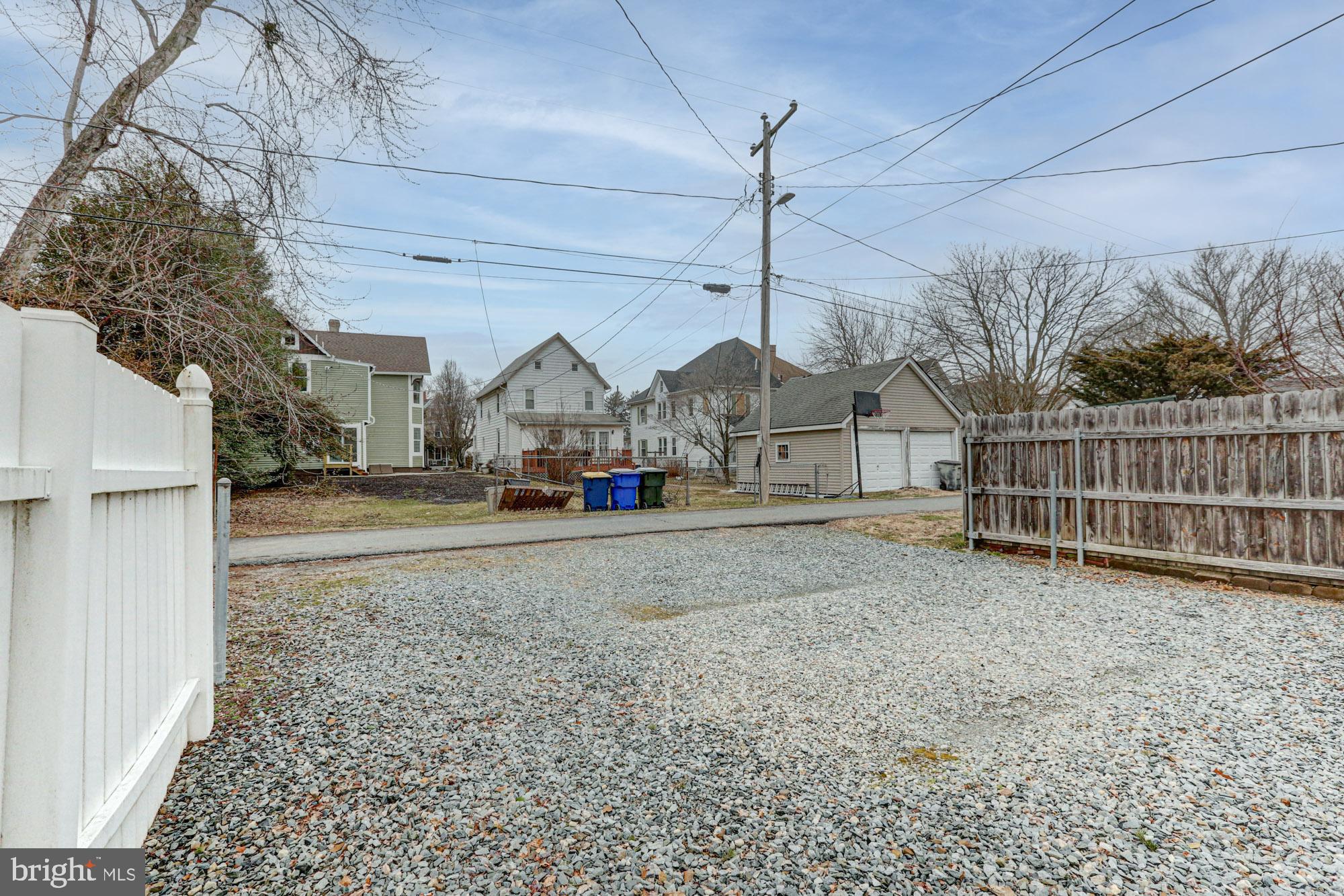 CLAYTON - Residential