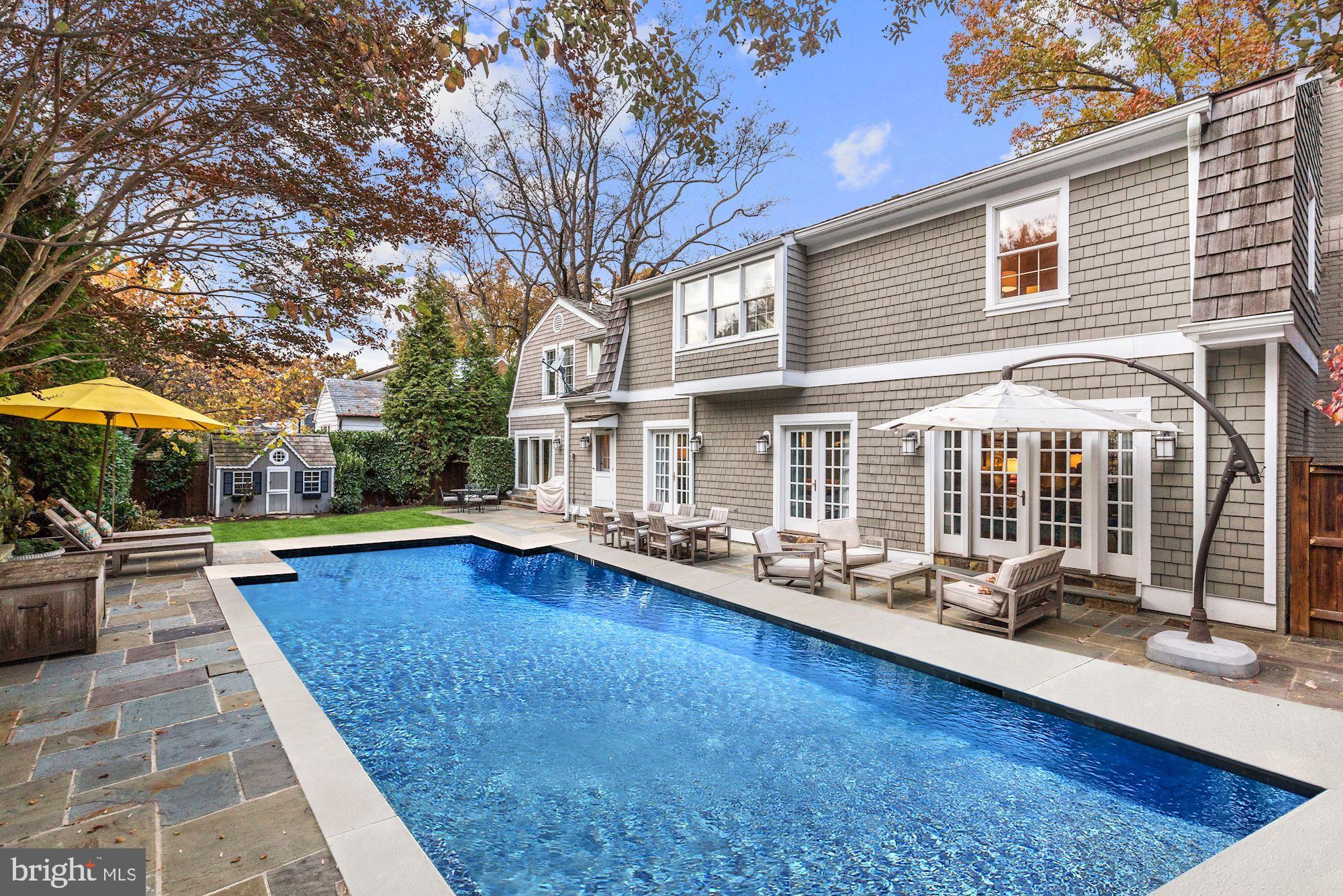 SPRING VALLEY - Residential