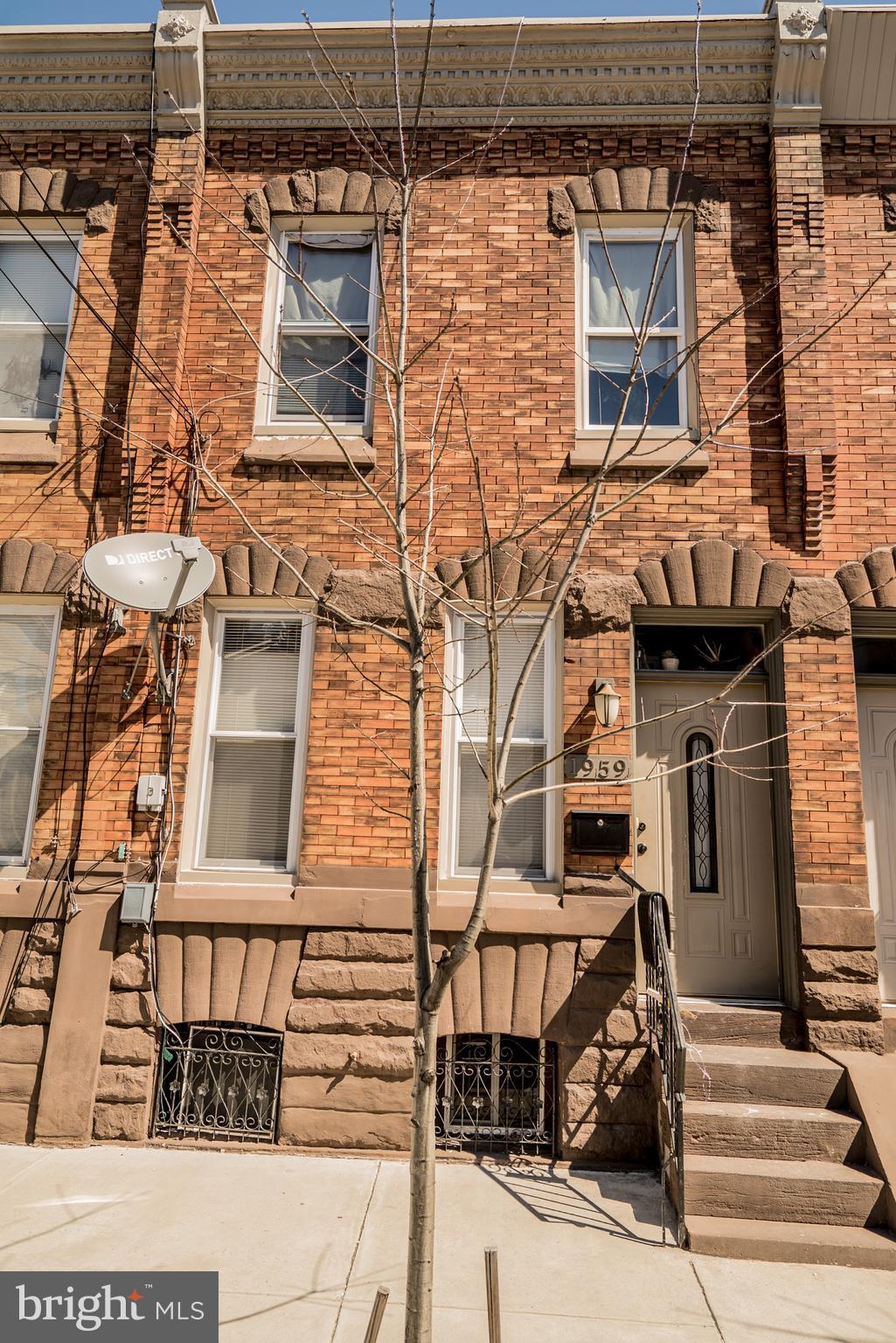 1959 E STELLA STREET