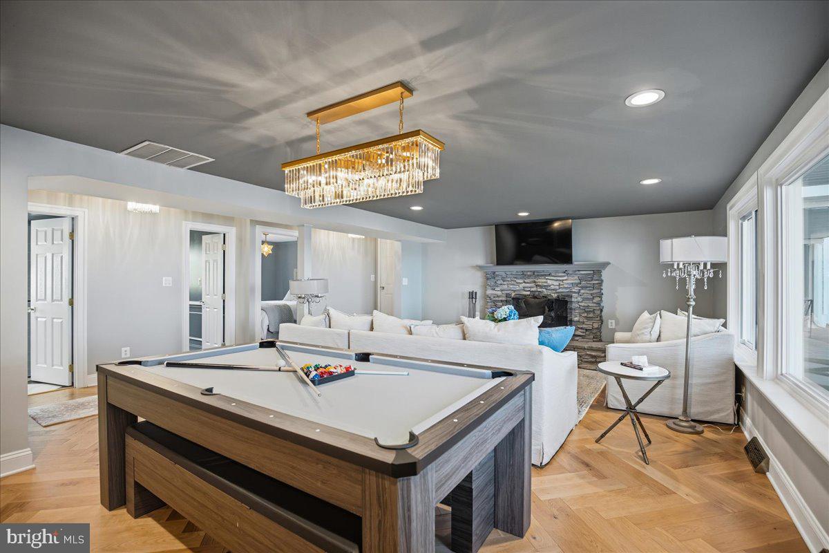 ESPERANZA FARMS - Residential
