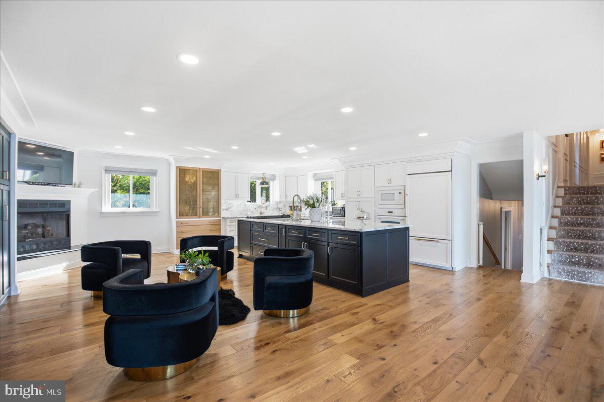 ESPERANZA FARMS - Residential