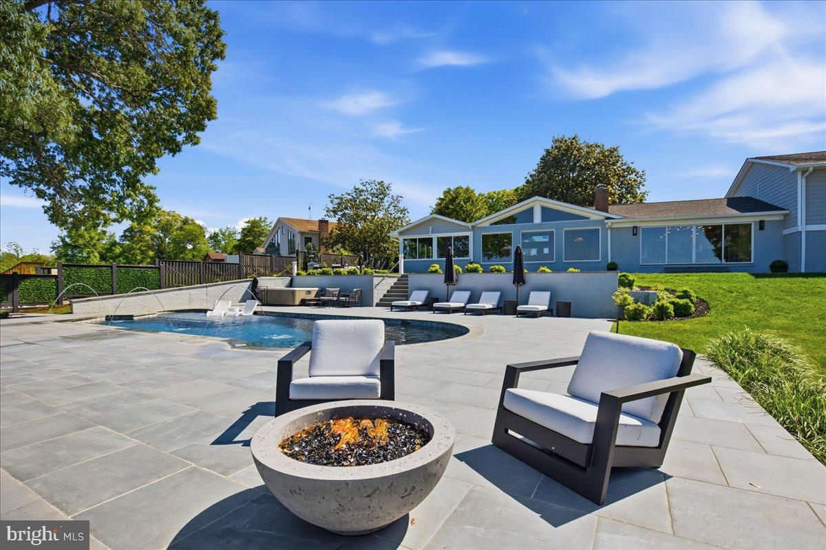 ESPERANZA FARMS - Residential