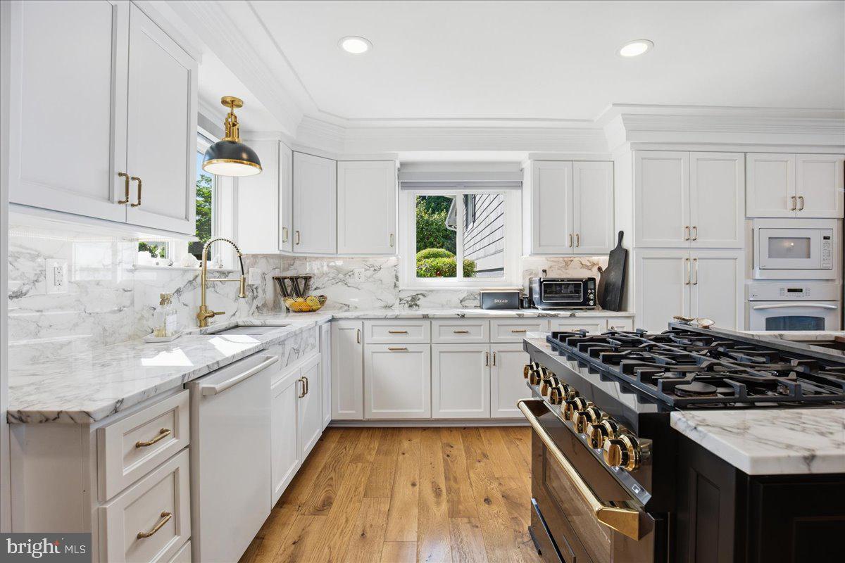 ESPERANZA FARMS - Residential