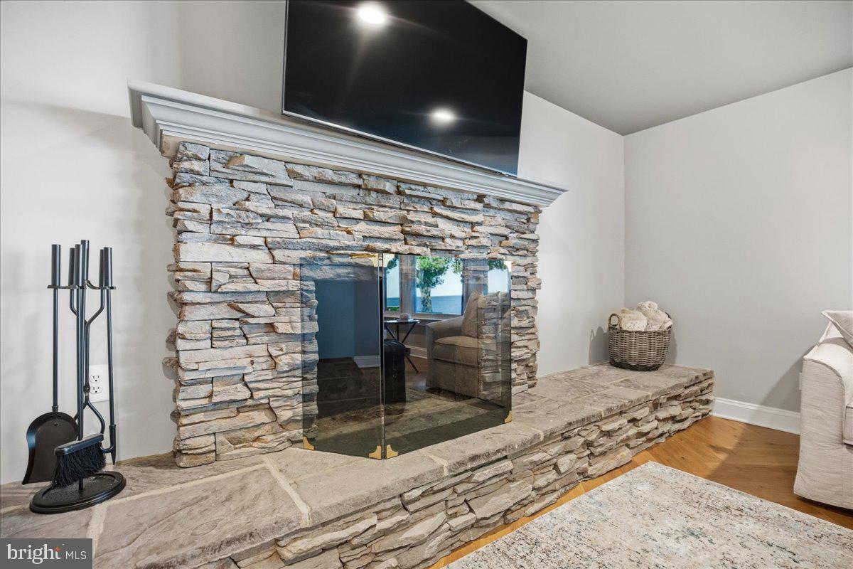 ESPERANZA FARMS - Residential