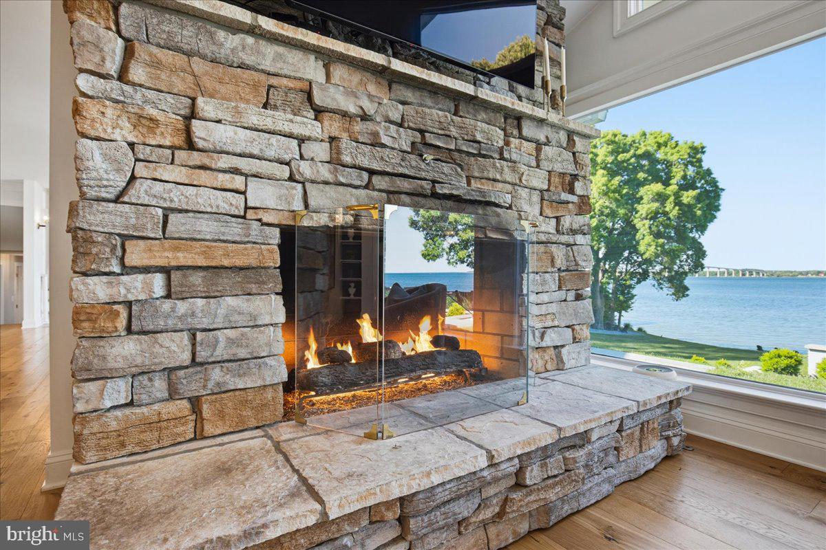 ESPERANZA FARMS - Residential