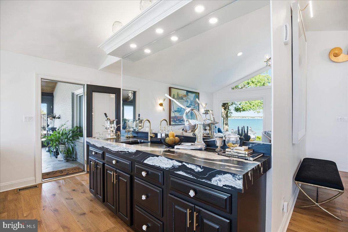 ESPERANZA FARMS - Residential