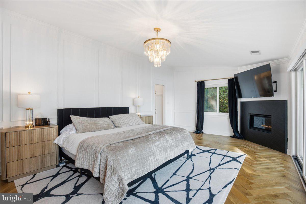 ESPERANZA FARMS - Residential