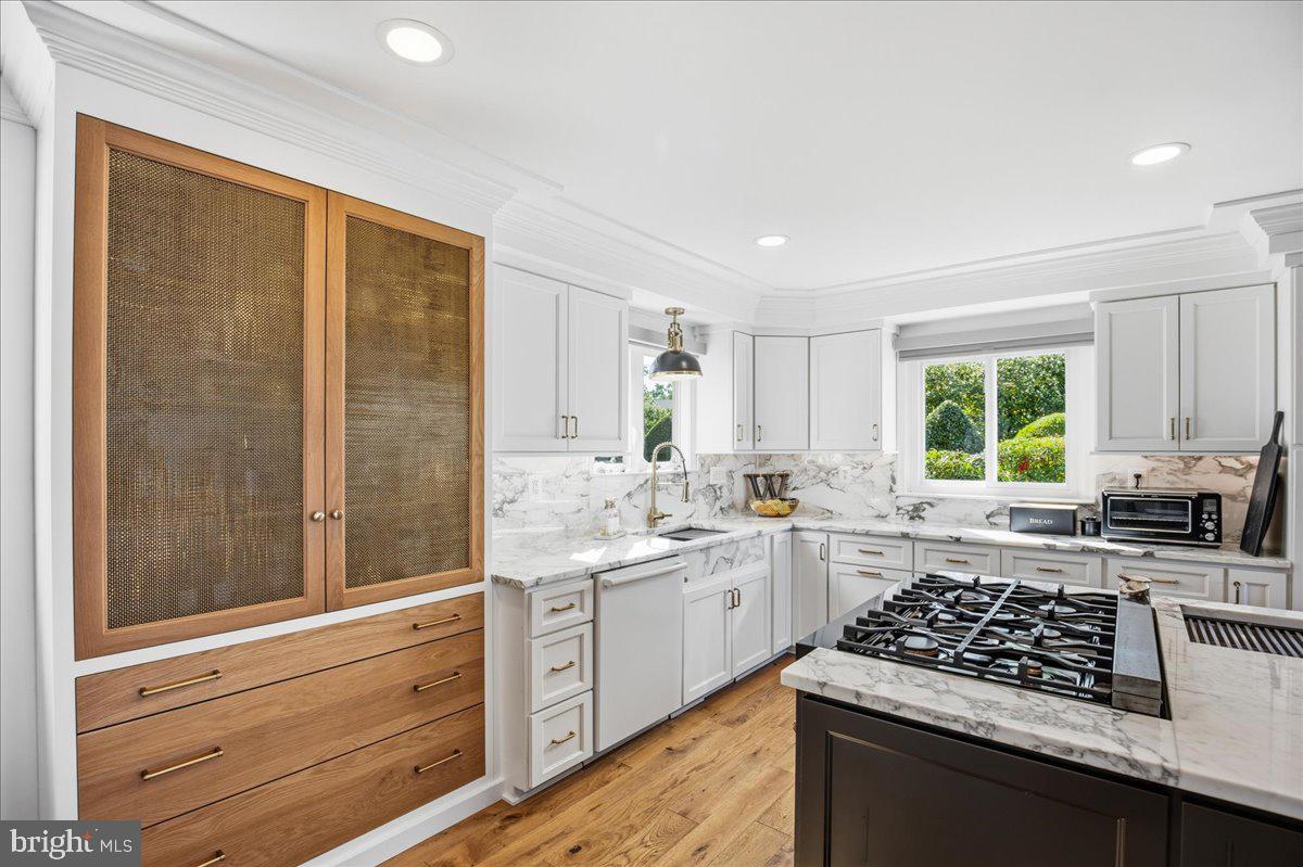 ESPERANZA FARMS - Residential