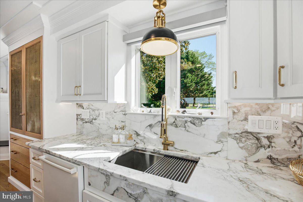 ESPERANZA FARMS - Residential