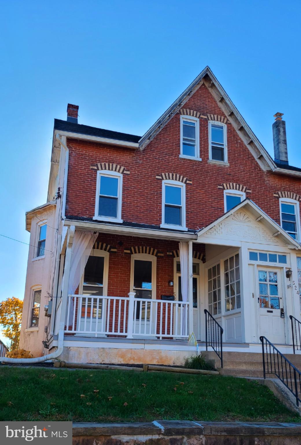 NONE AVAILABLE - Residential Lease